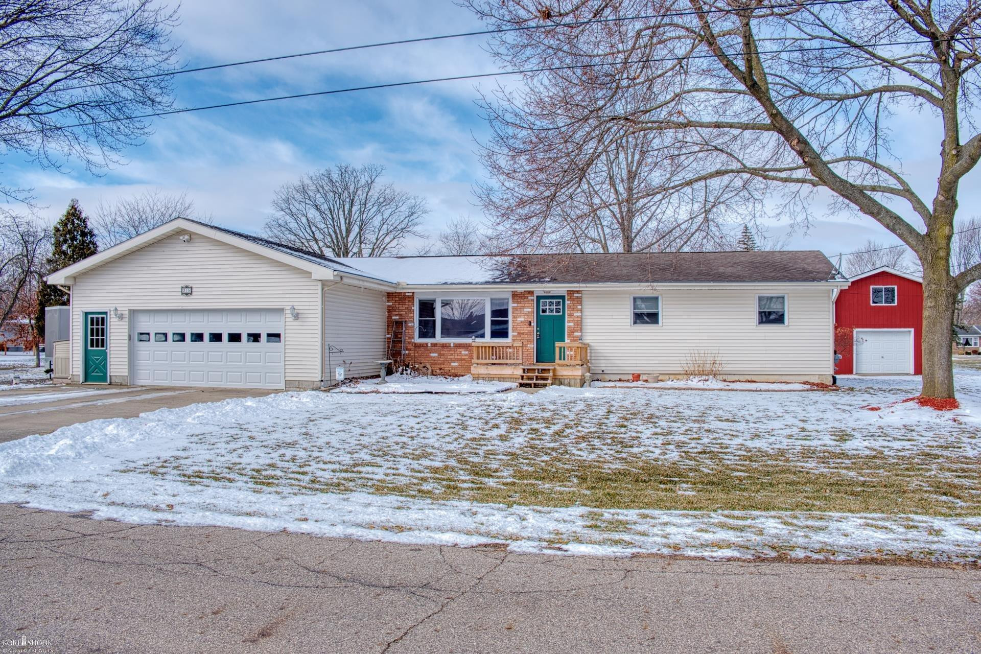 215 Sylvia Drive, Corunna, MI 48817 — Photo 35