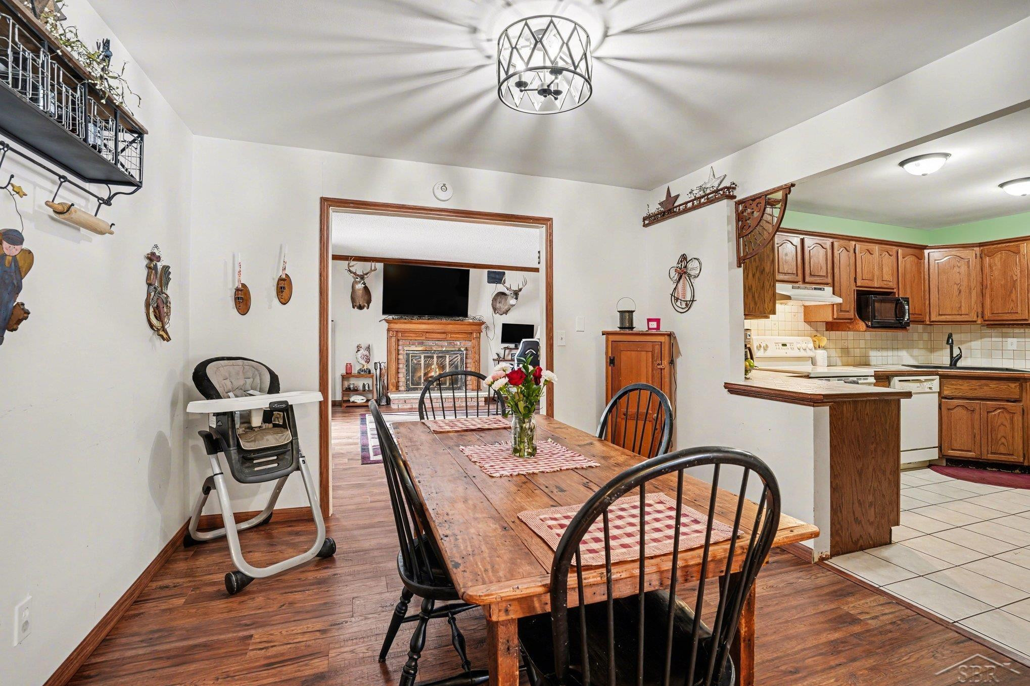 7821 Schirra Drive, Saginaw, MI 48609 — Photo 8
