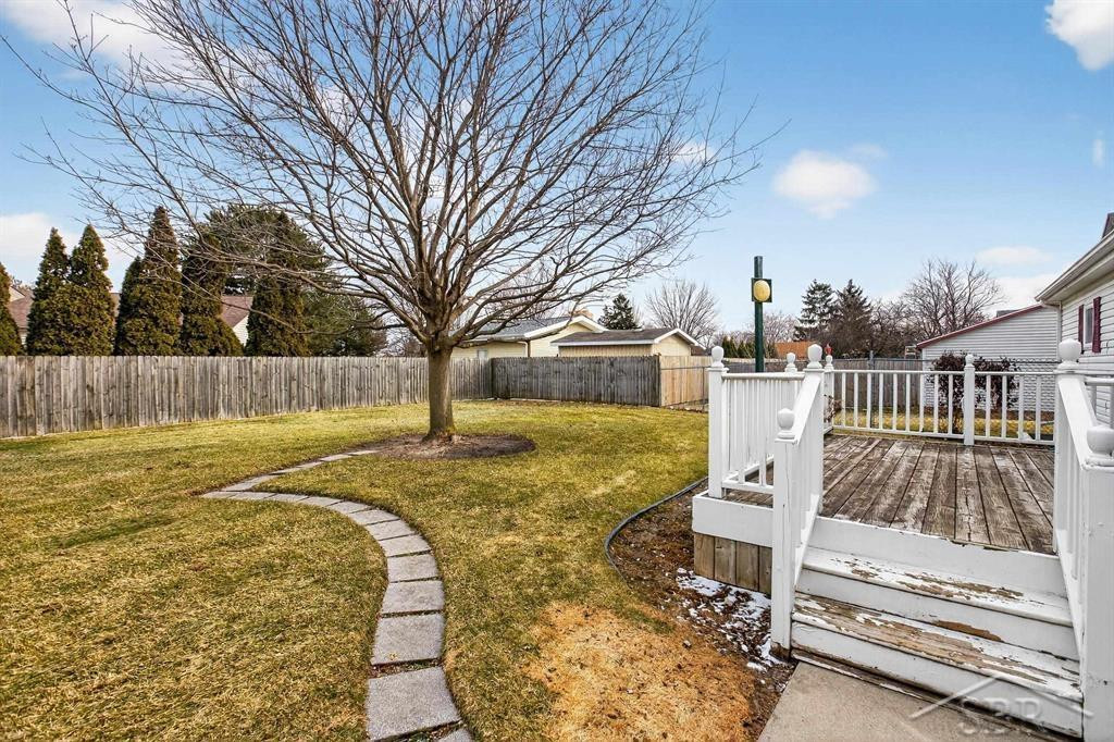 4085 2 Mile Road, Bay City, MI 48706 — Photo 32