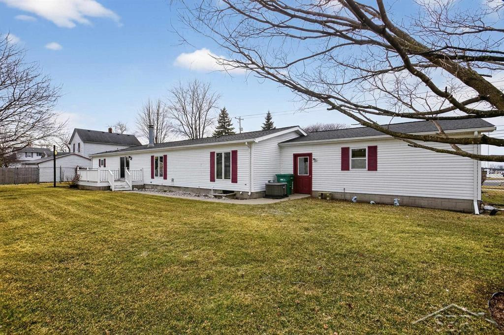 4085 2 Mile Road, Bay City, MI 48706 — Photo 34