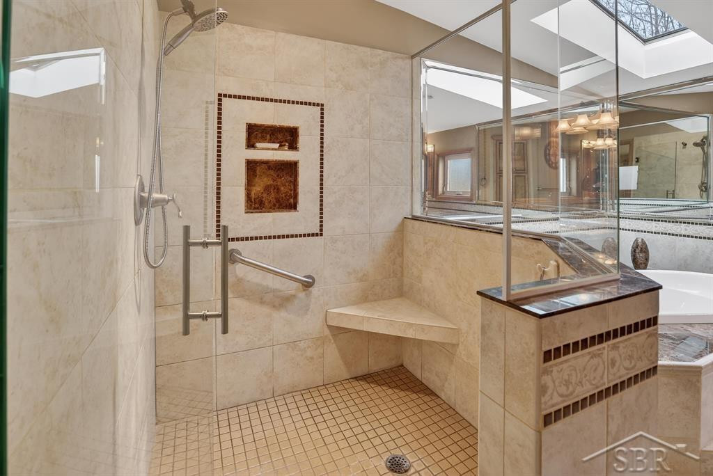 4085 2 Mile Road, Bay City, MI 48706 — Photo 12