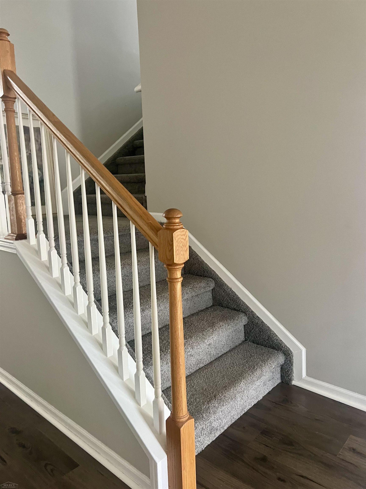 5498 Greenway Drive, 47, Trenton, MI 48183 — Photo 4