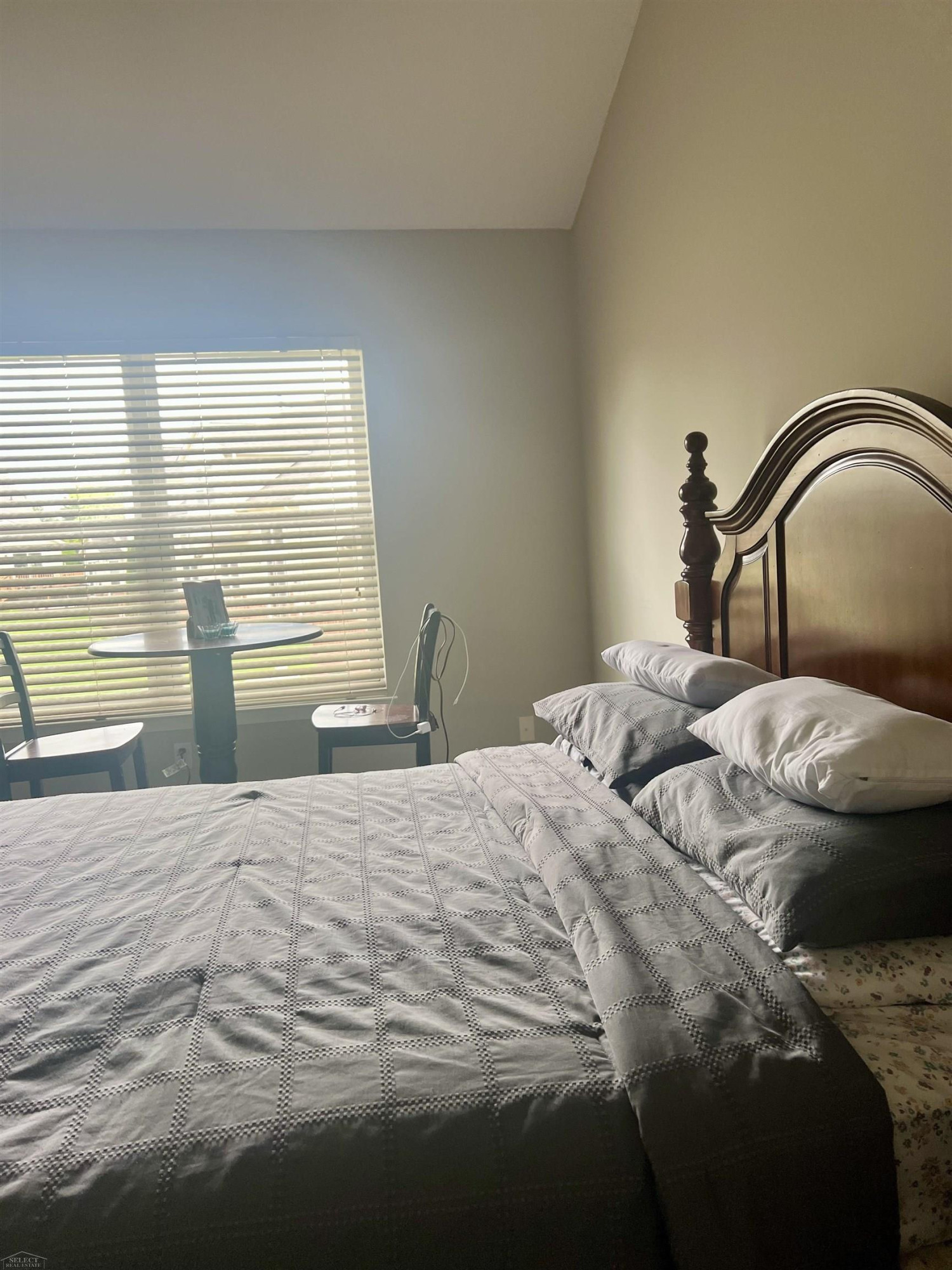 5498 Greenway Drive, 47, Trenton, MI 48183 — Photo 14