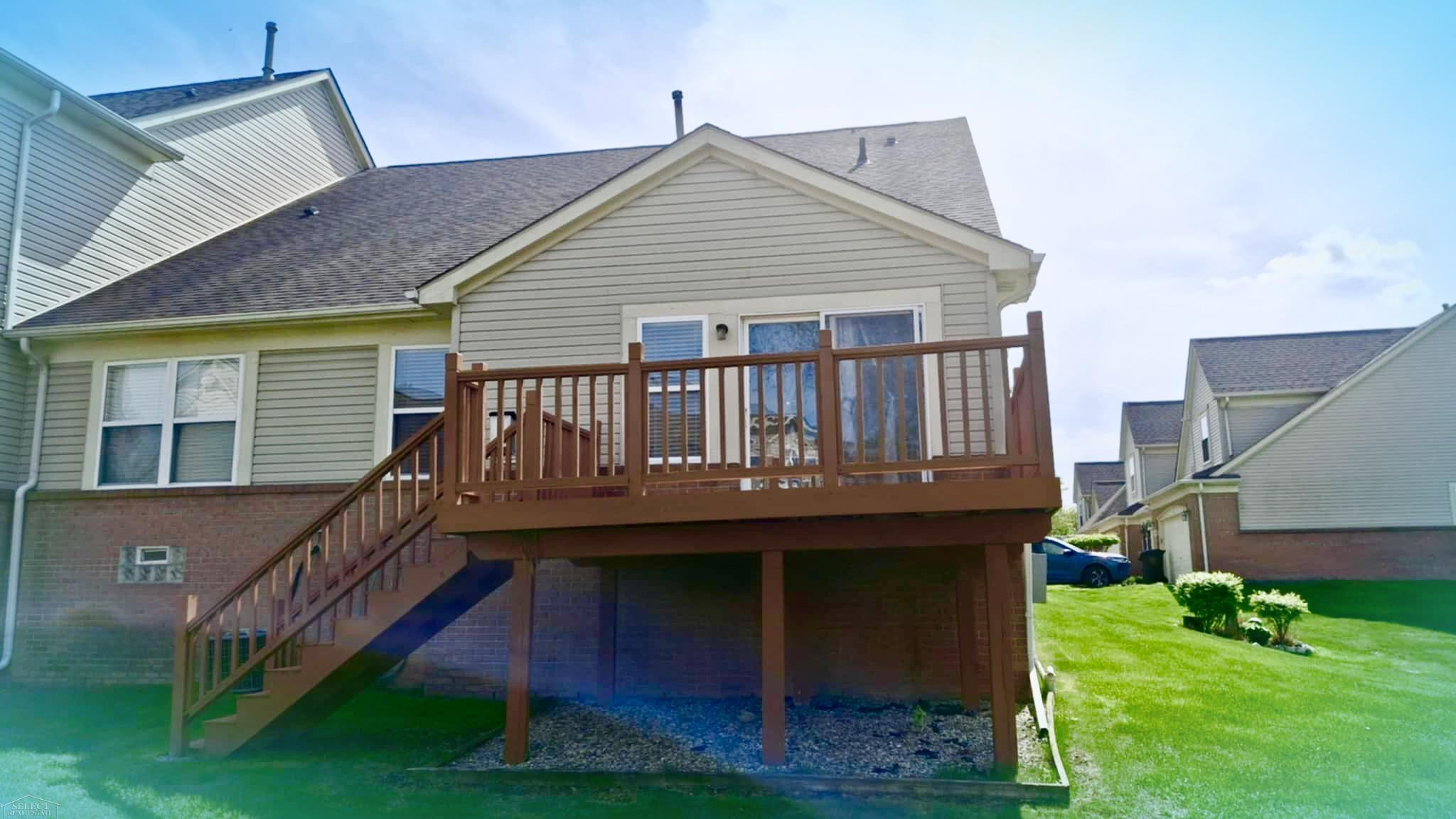 5498 Greenway Drive, 47, Trenton, MI 48183 — Photo 29