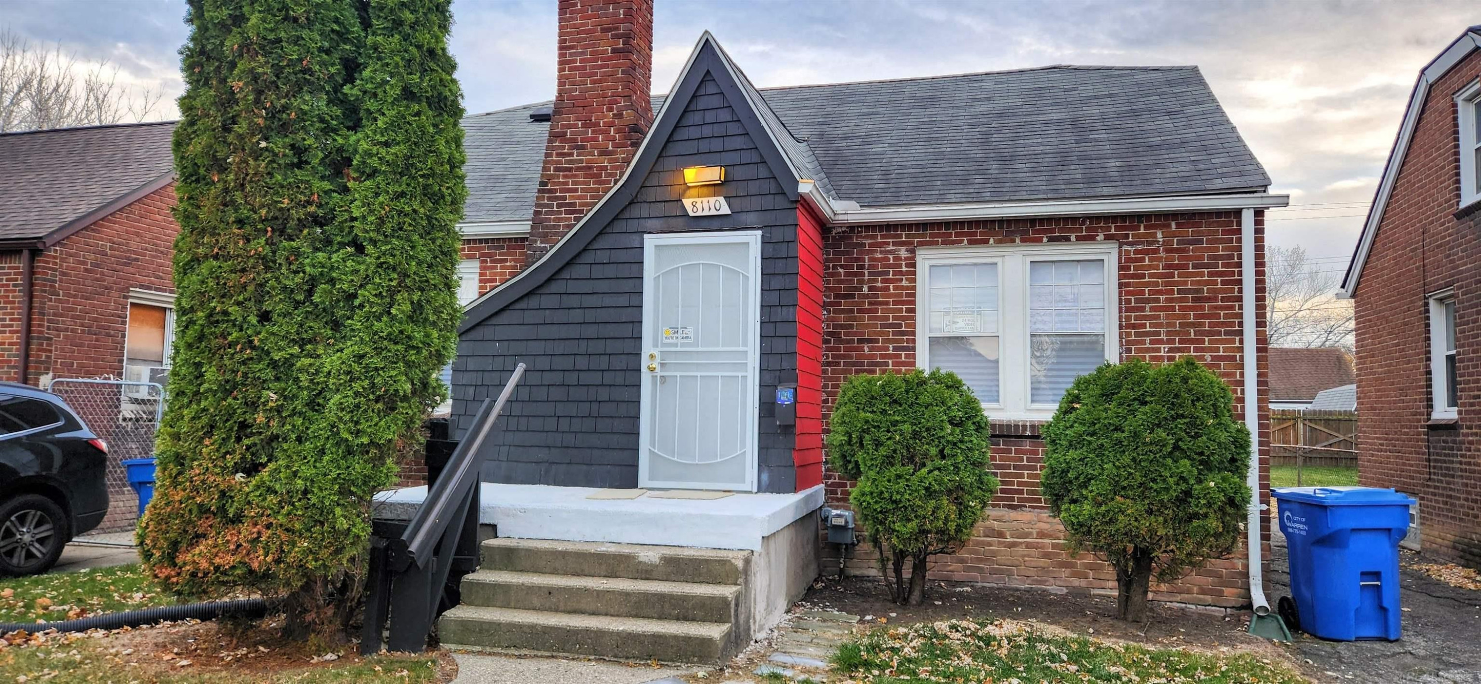 8110 Chalmers Avenue, Warren, MI 48089 — front exterior