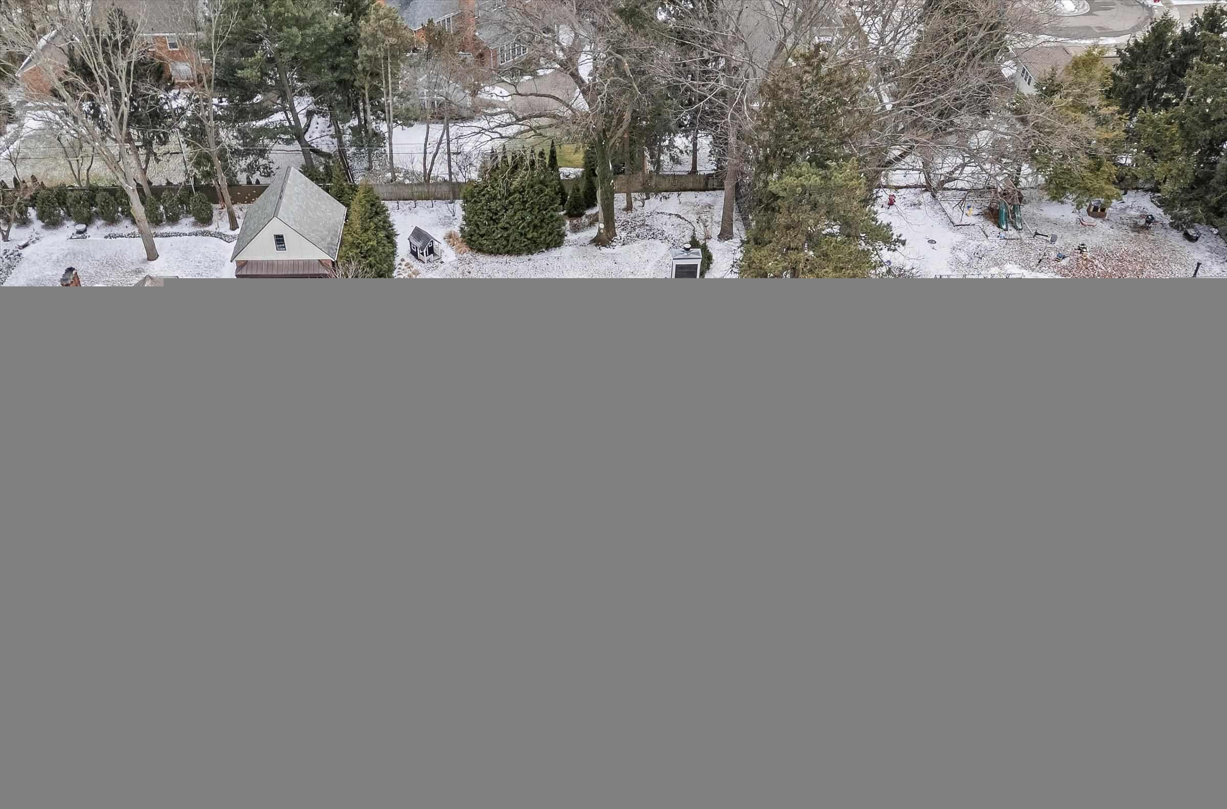 223 Cloverly Road, Grosse Pointe Farms, MI 48236 — Photo 2