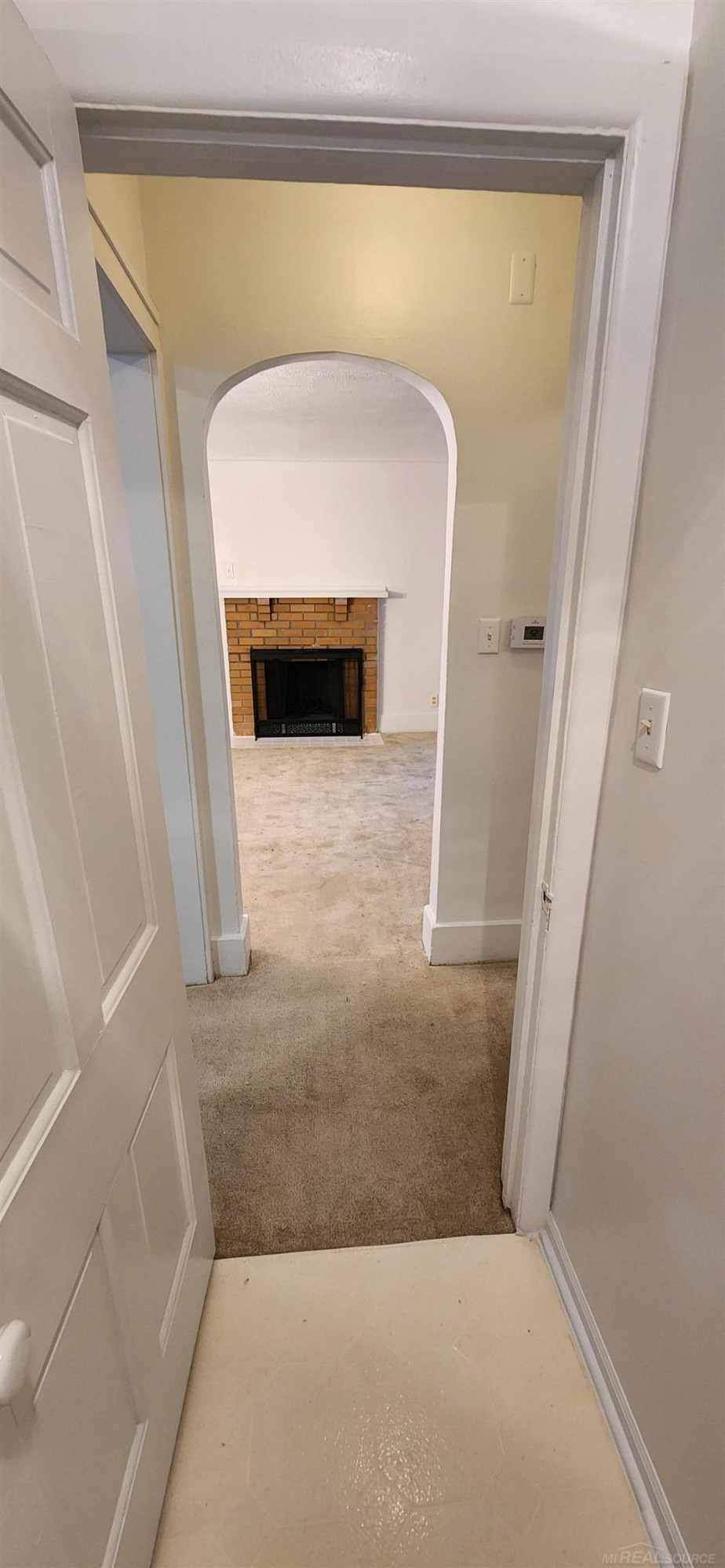 8110 Chalmers Avenue, Warren, MI 48089 — Photo 4