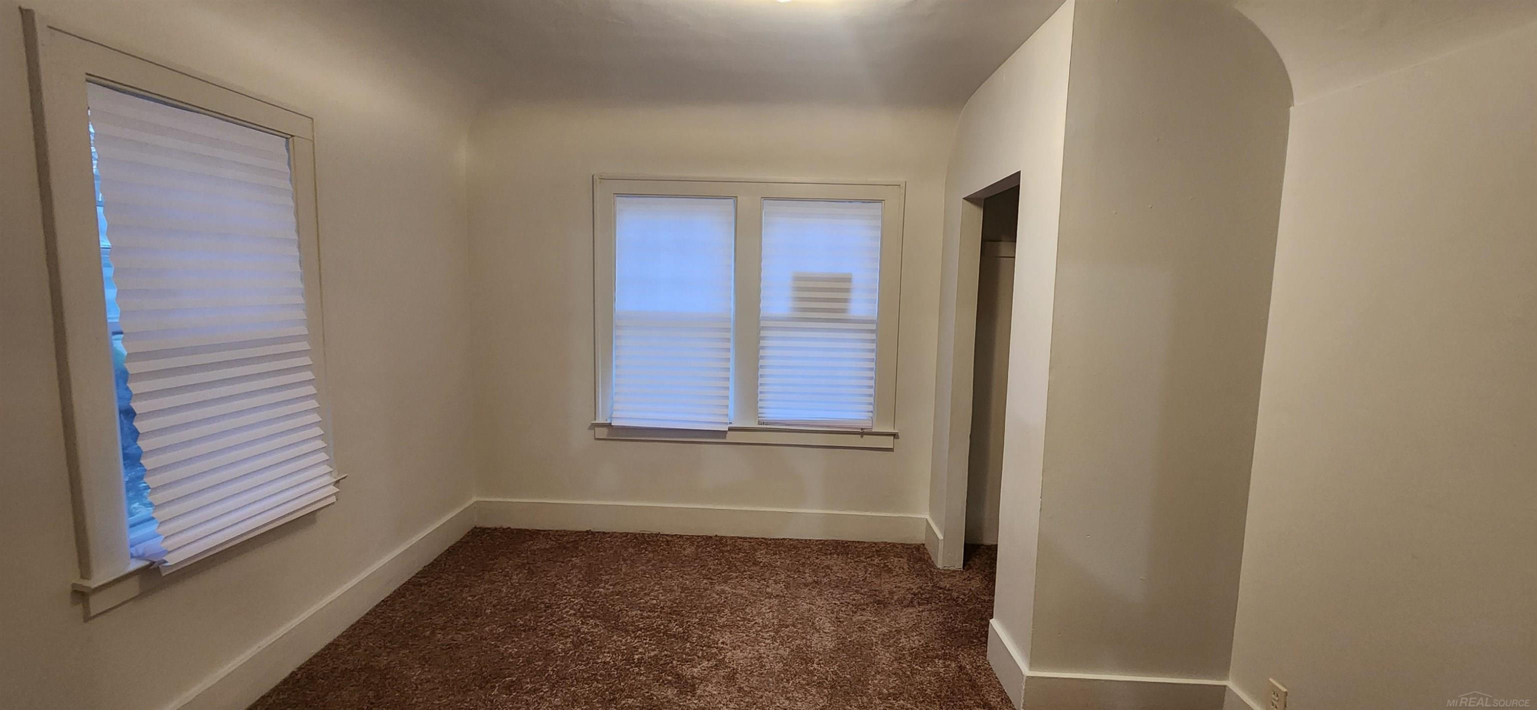 8110 Chalmers Avenue, Warren, MI 48089 — Photo 8