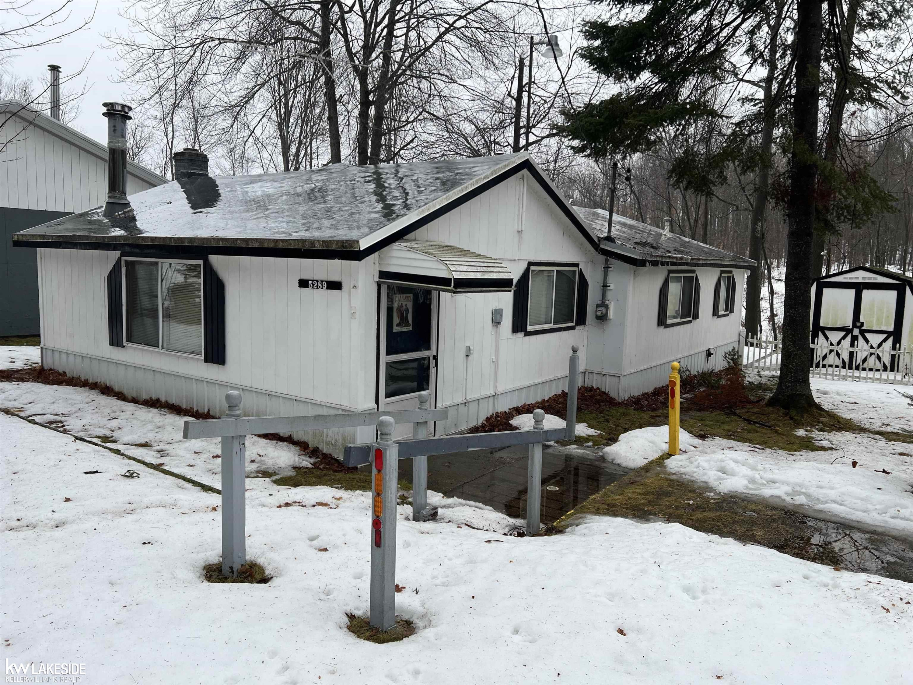 5289 Rose Street, Gladwin, MI 48624 — Photo 2