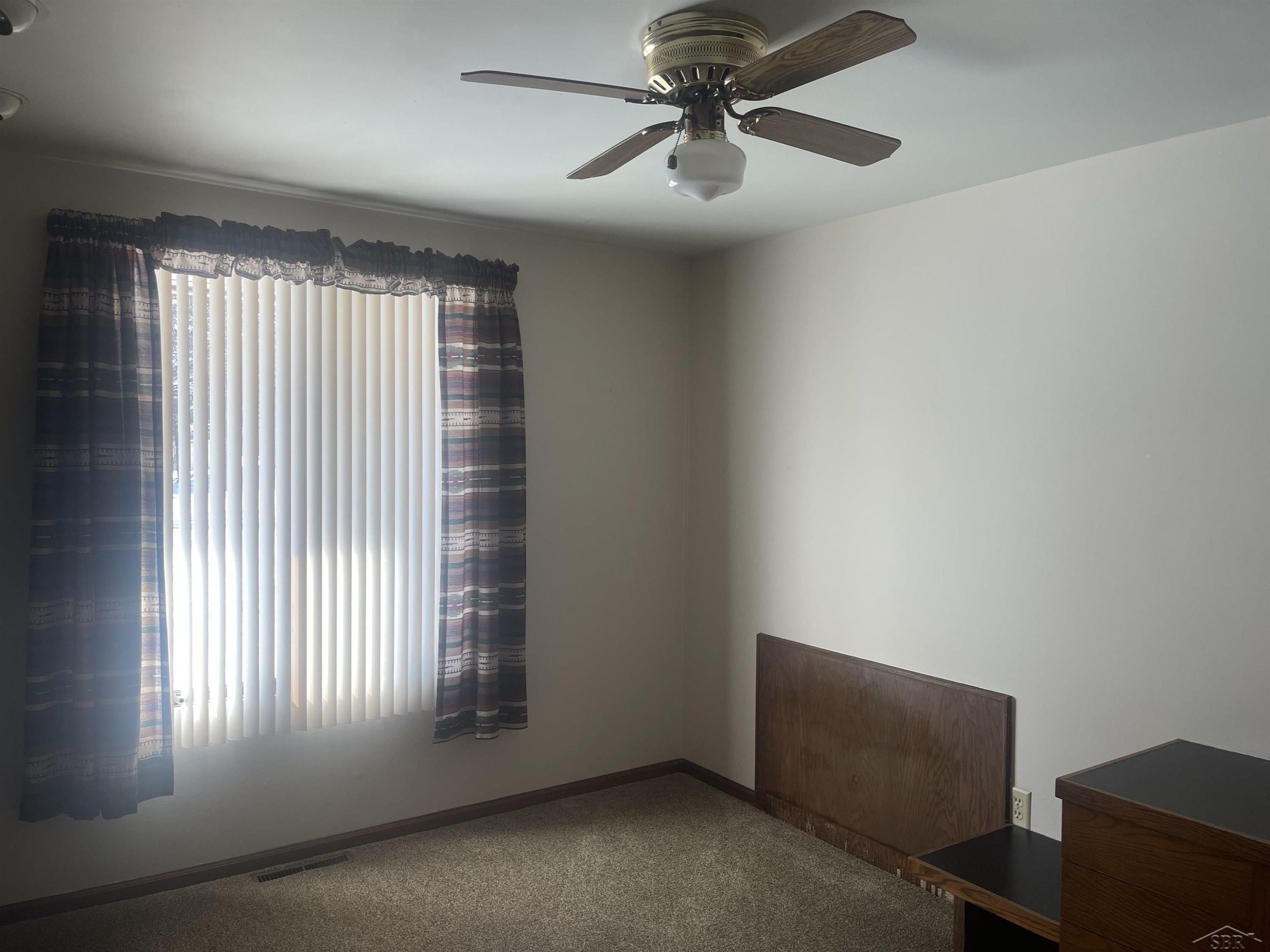 4405 Meadowbrook Drive, Freeland, MI 48623 — Photo 9