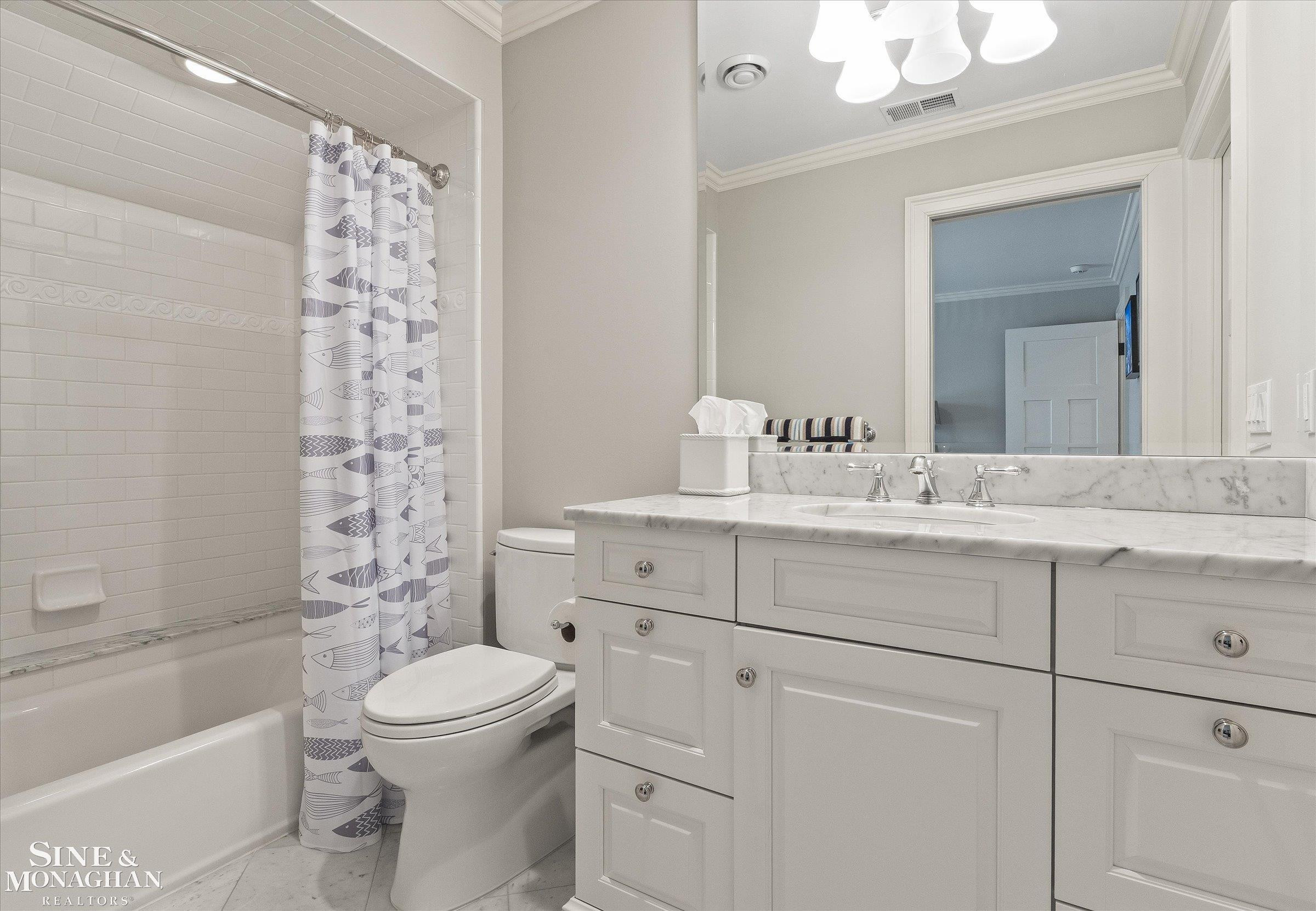 223 Cloverly Road, Grosse Pointe Farms, MI 48236 — Photo 34