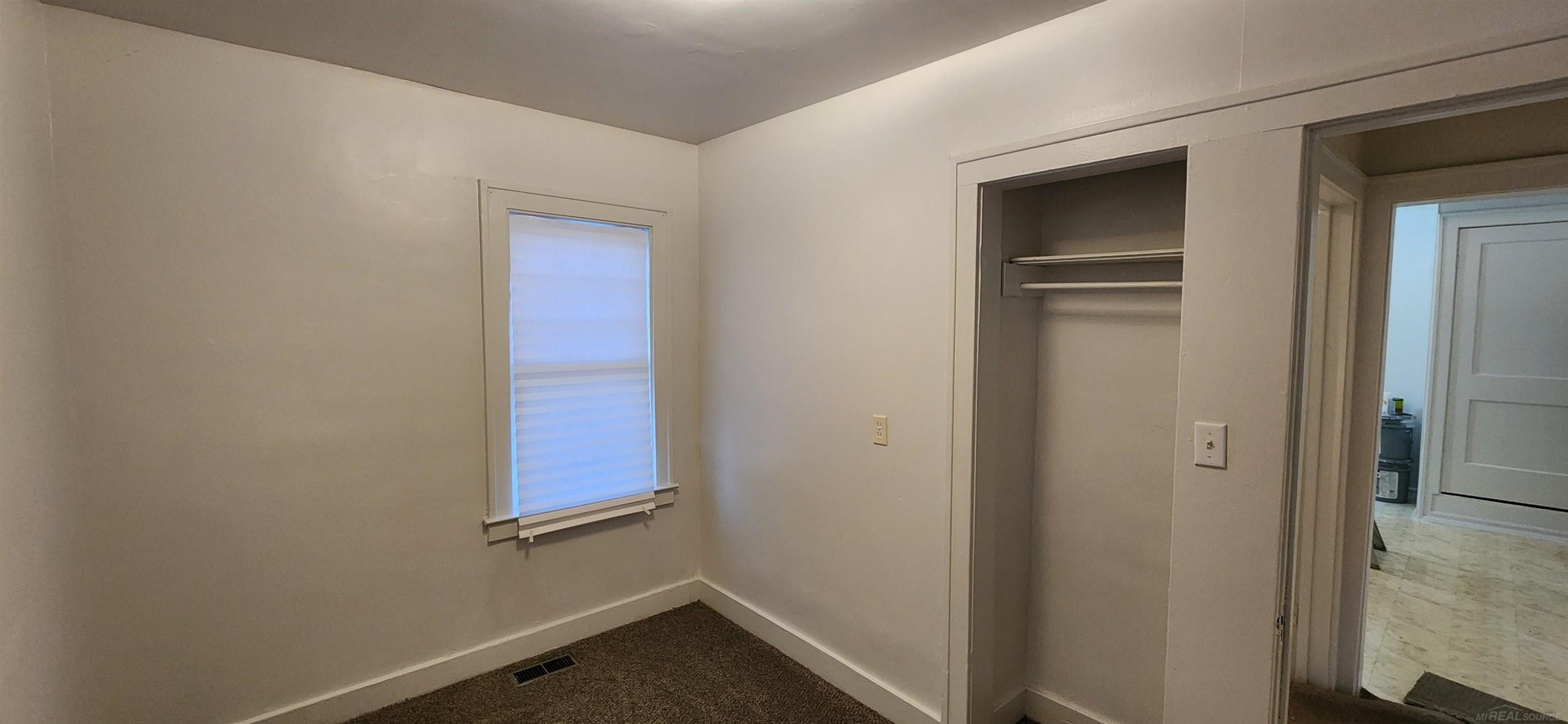 8110 Chalmers Avenue, Warren, MI 48089 — Photo 29