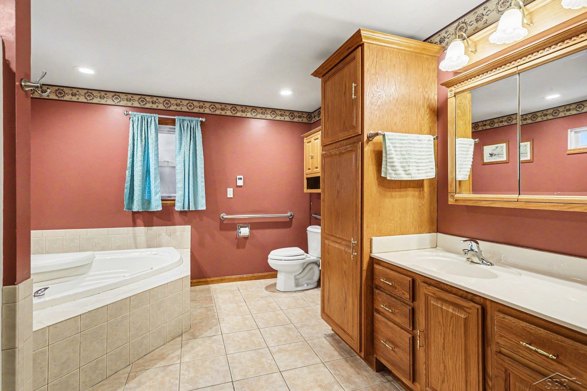 9960 Frost Road, Saginaw, MI 48609 — Photo 11