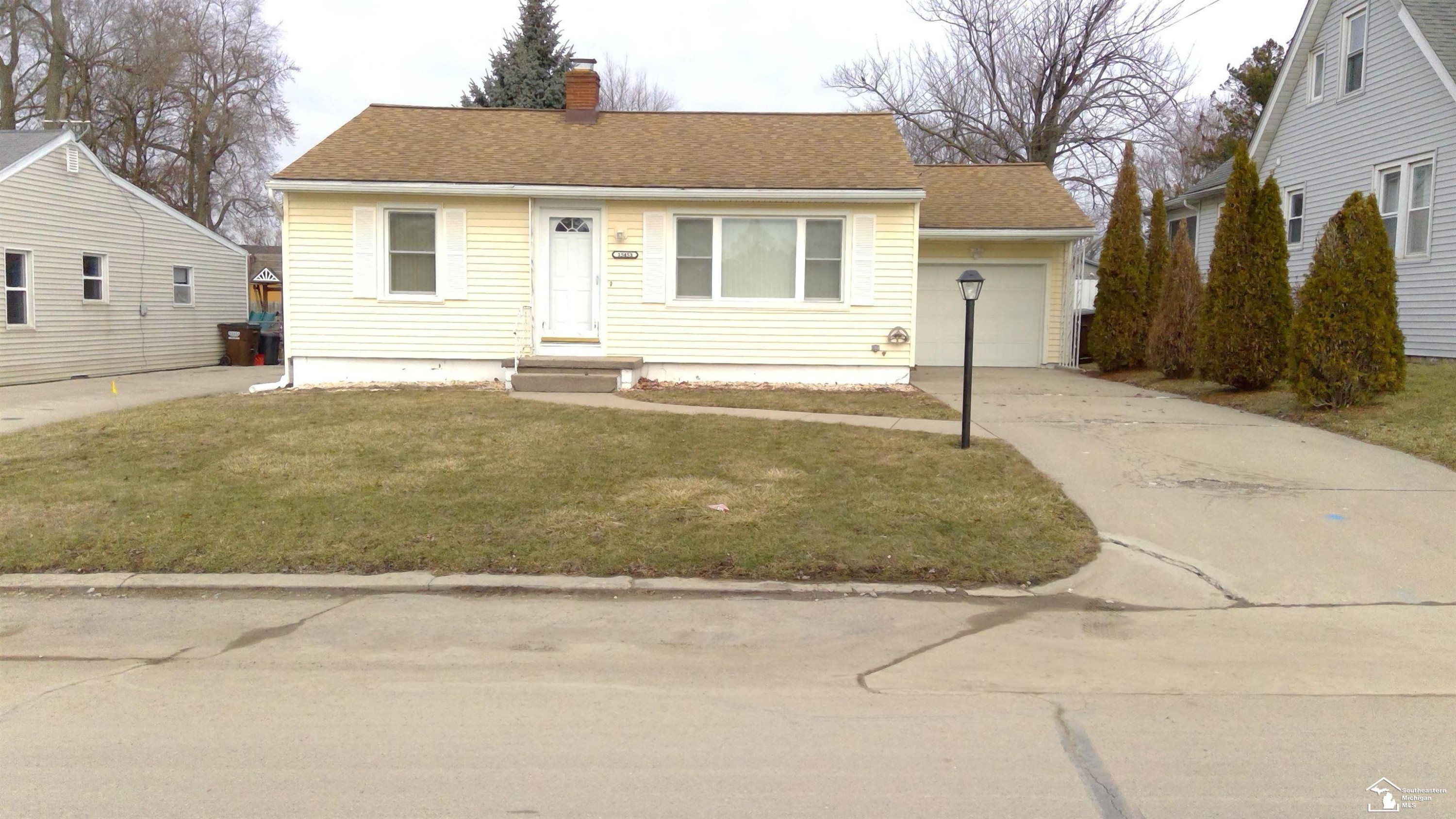 15453 PARKWOOD Drive, Monroe, MI 48161 — Photo 2