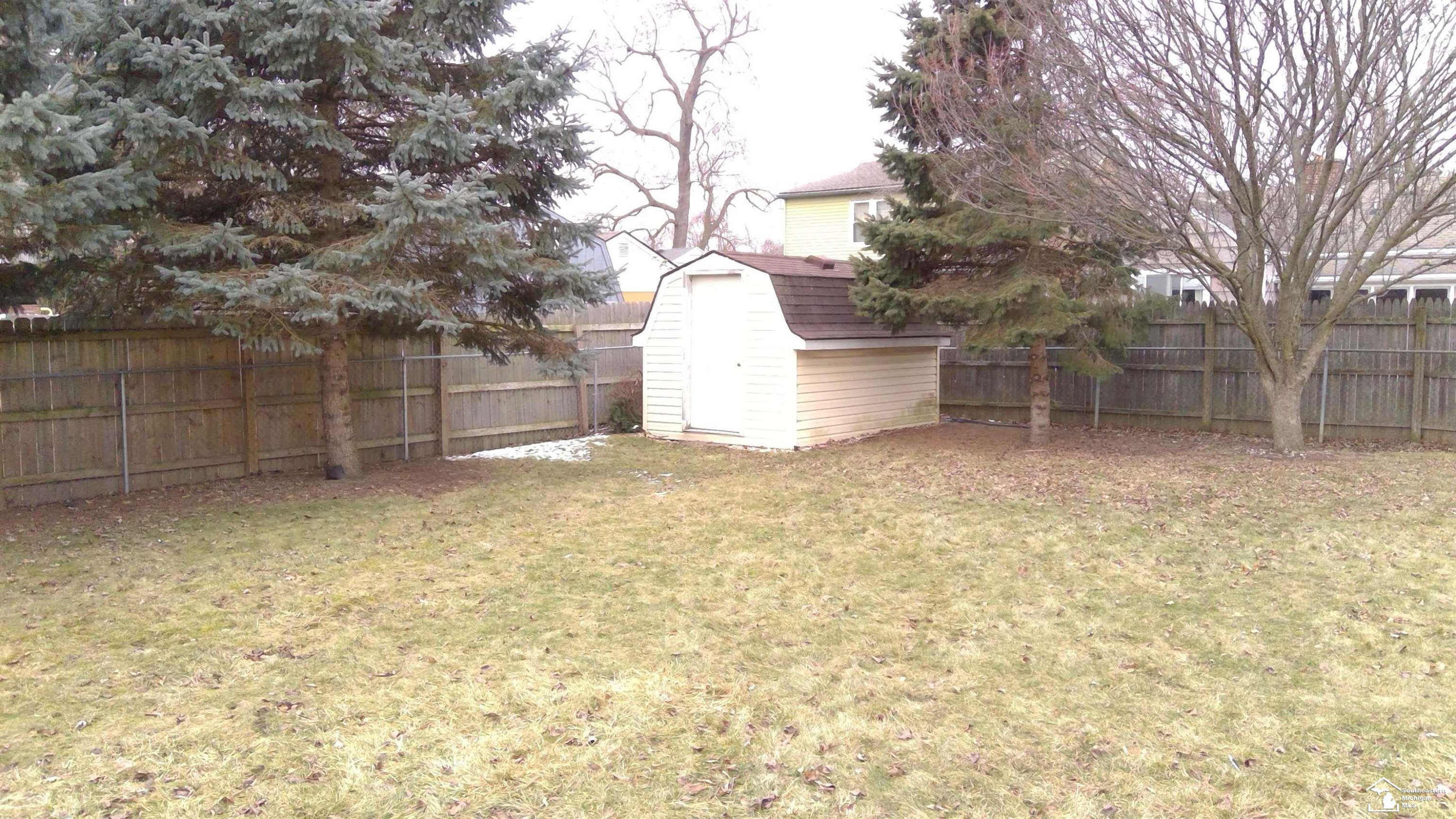 15453 PARKWOOD Drive, Monroe, MI 48161 — Photo 5