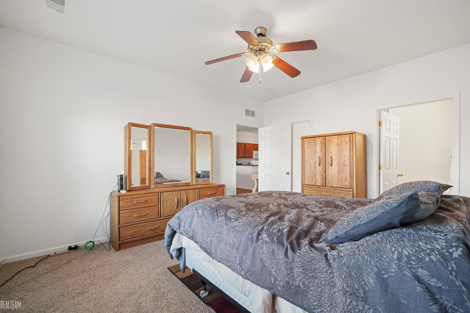 43540 Pendleton Circle, Sterling Heights, MI 48313 — Photo 18