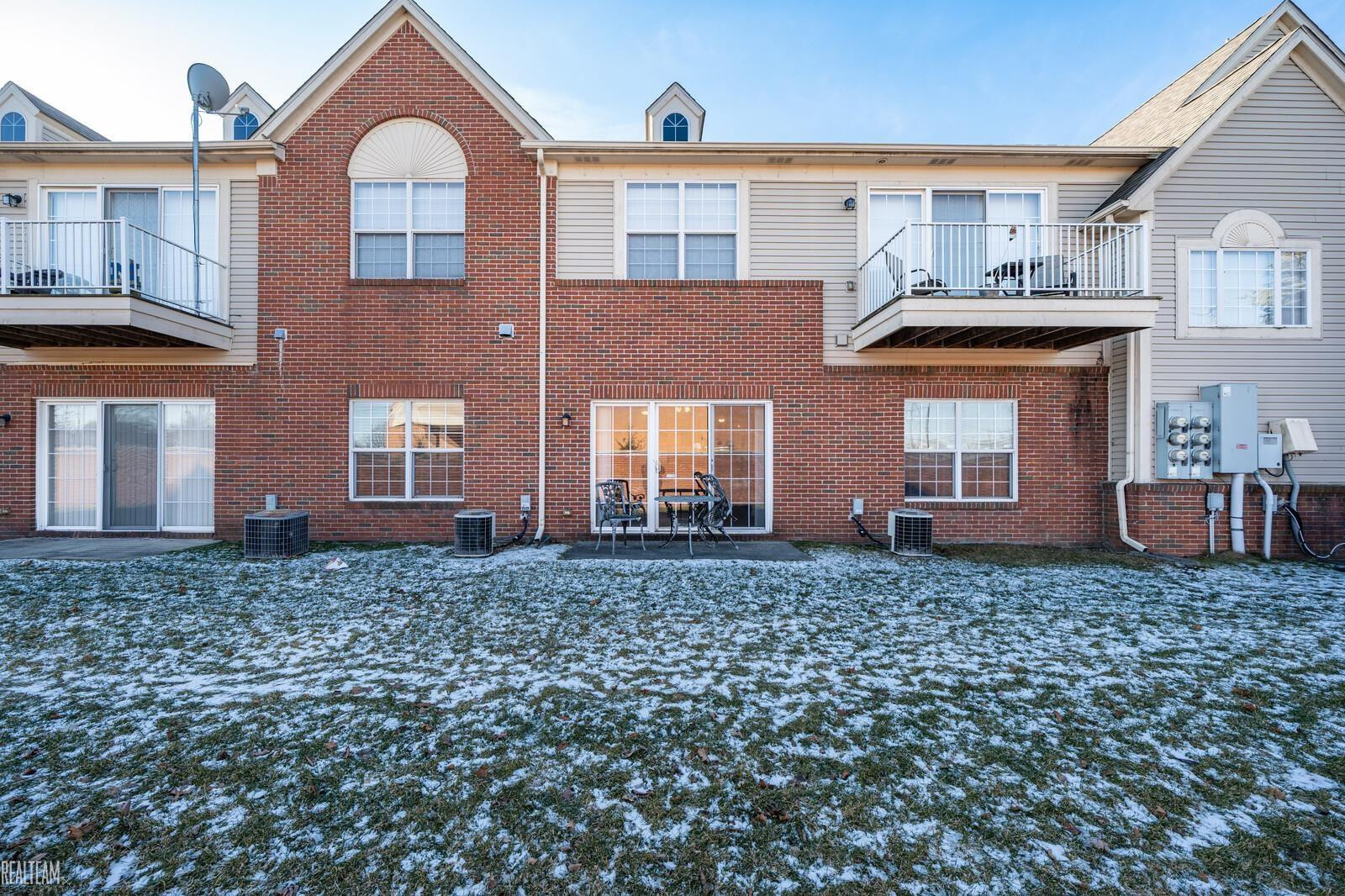 43540 Pendleton Circle, Sterling Heights, MI 48313 — Photo 22