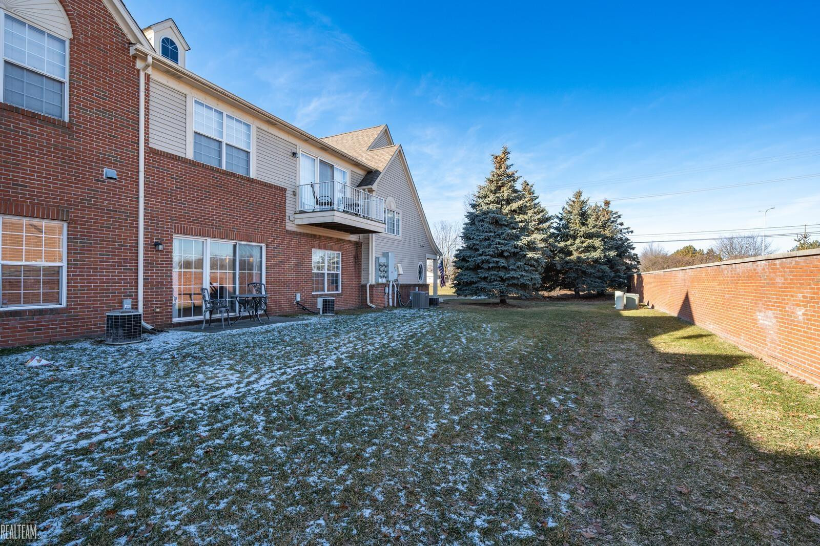 43540 Pendleton Circle, Sterling Heights, MI 48313 — Photo 23