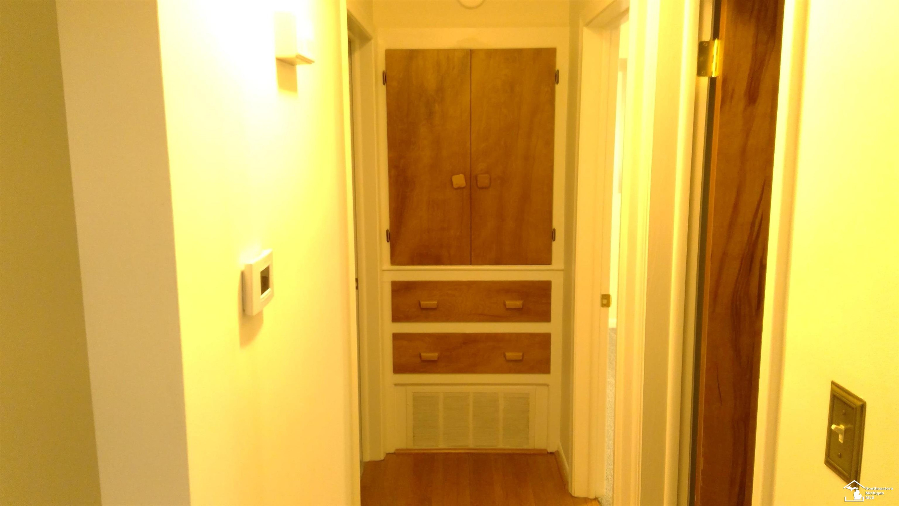 15453 PARKWOOD Drive, Monroe, MI 48161 — Photo 15