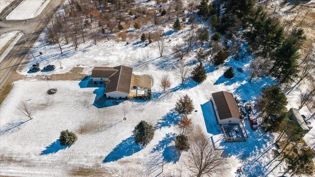 2829 Sutton Road, Adrian, MI 49221 — Photo 37