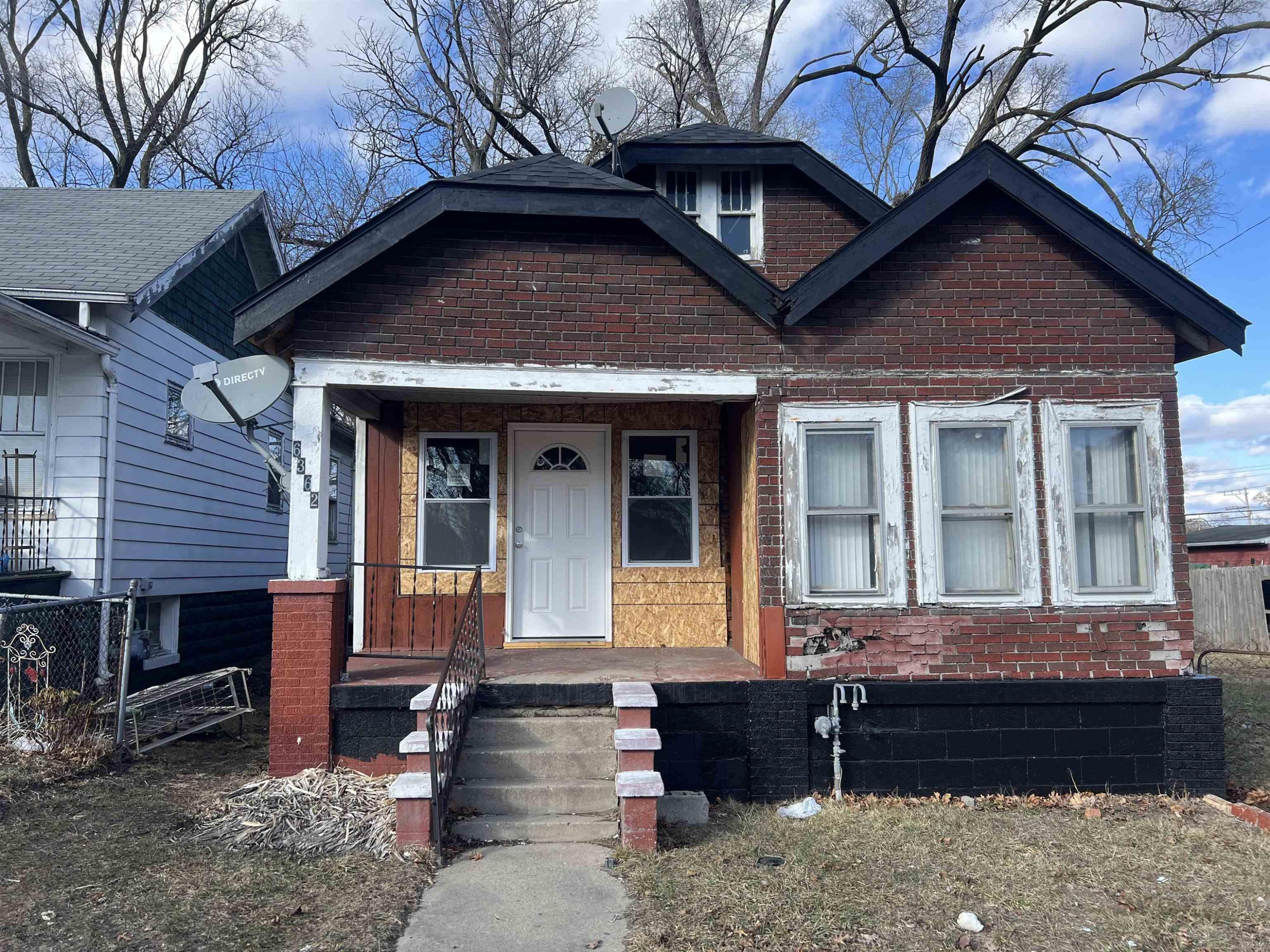 6362 Globe Street, Detroit, MI 48238 — front exterior