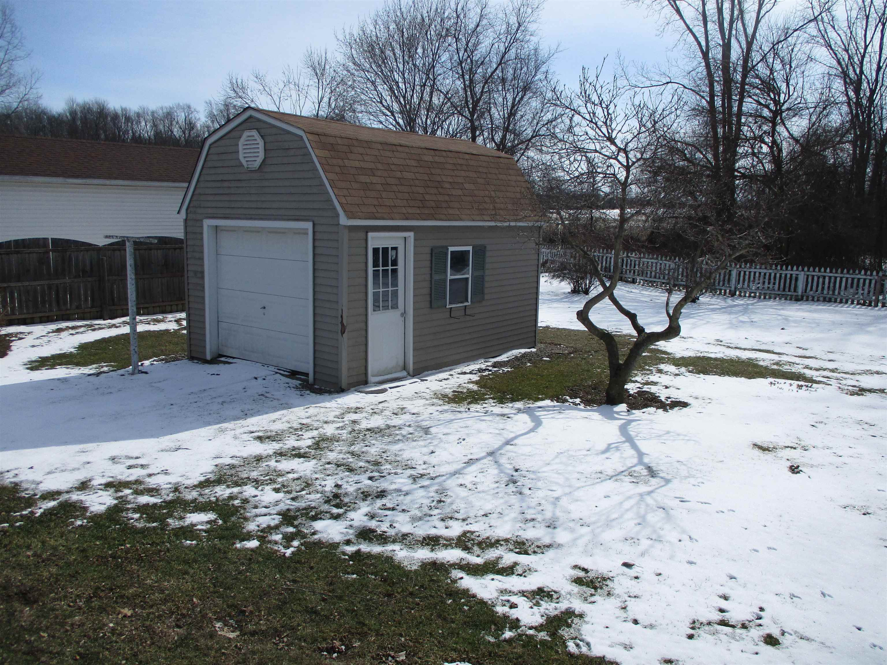 10520 E Garrison Rd Road, Durand, MI 48429 — Photo 32