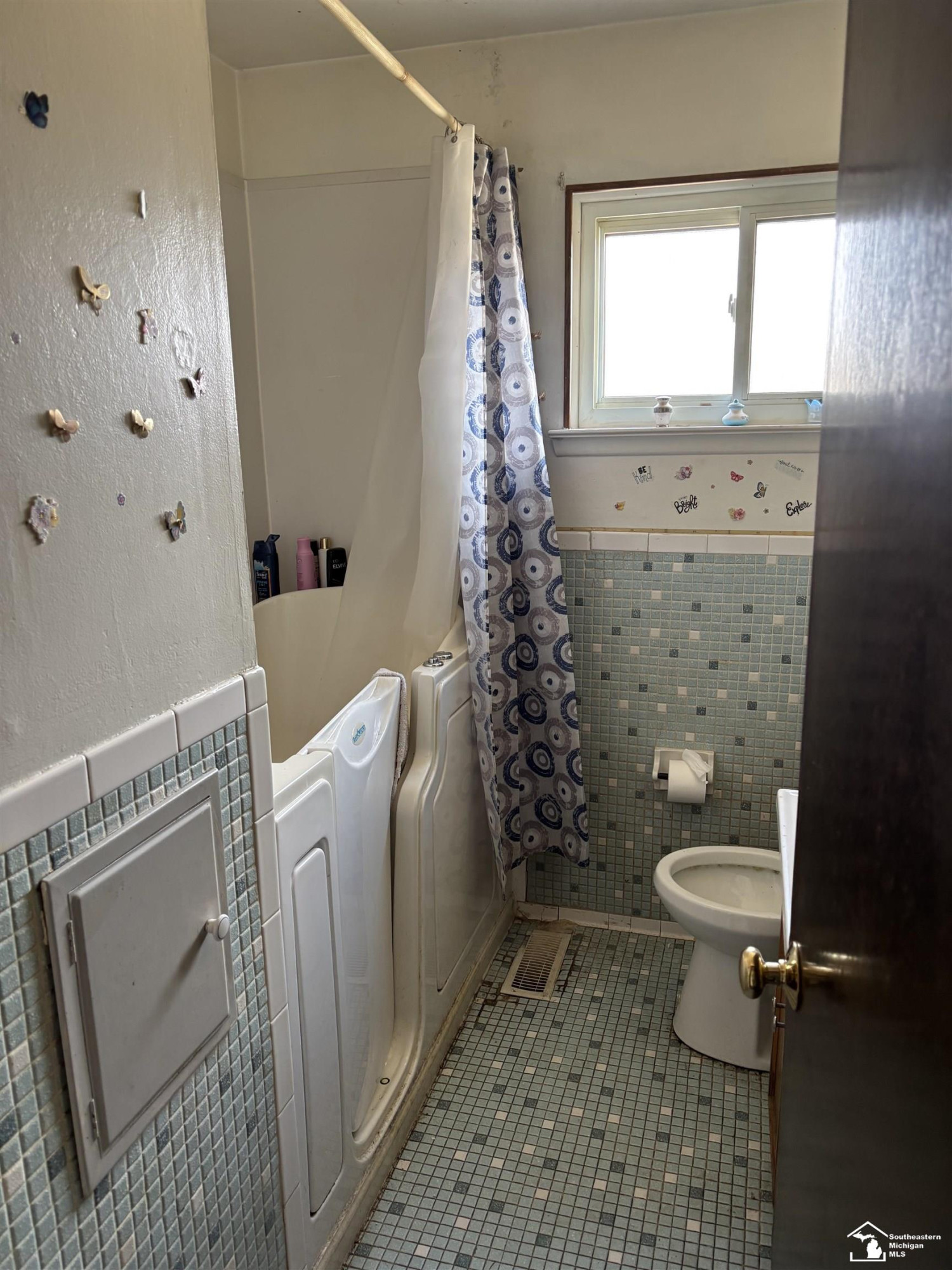 942 Farnham Avenue, Lincoln Park, MI 48146 — Photo 12