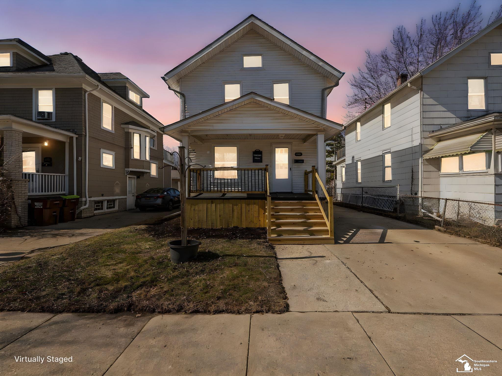 465 Riverview Avenue, Monroe, MI 48162 — Photo 2