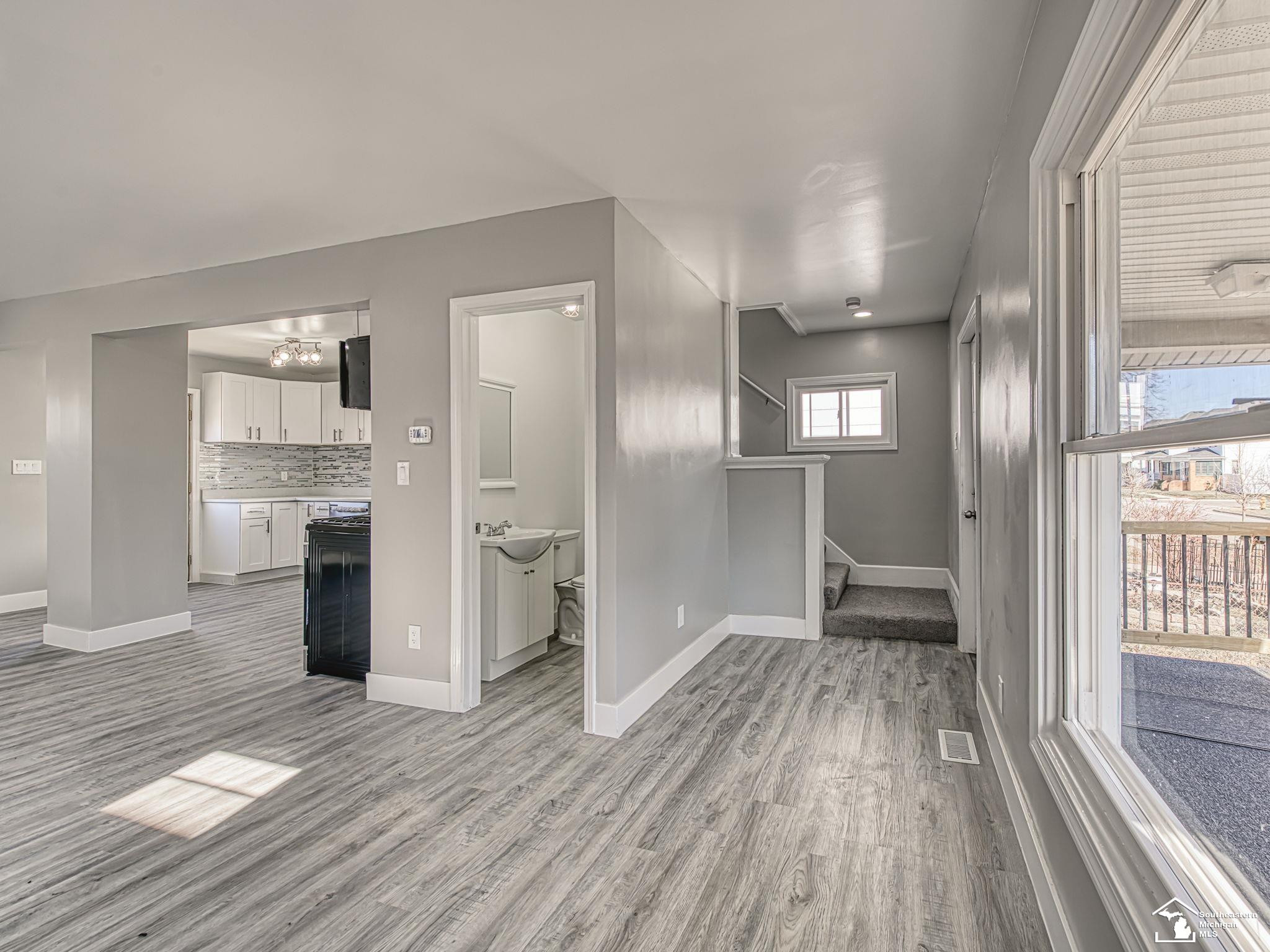 465 Riverview Avenue, Monroe, MI 48162 — Photo 3