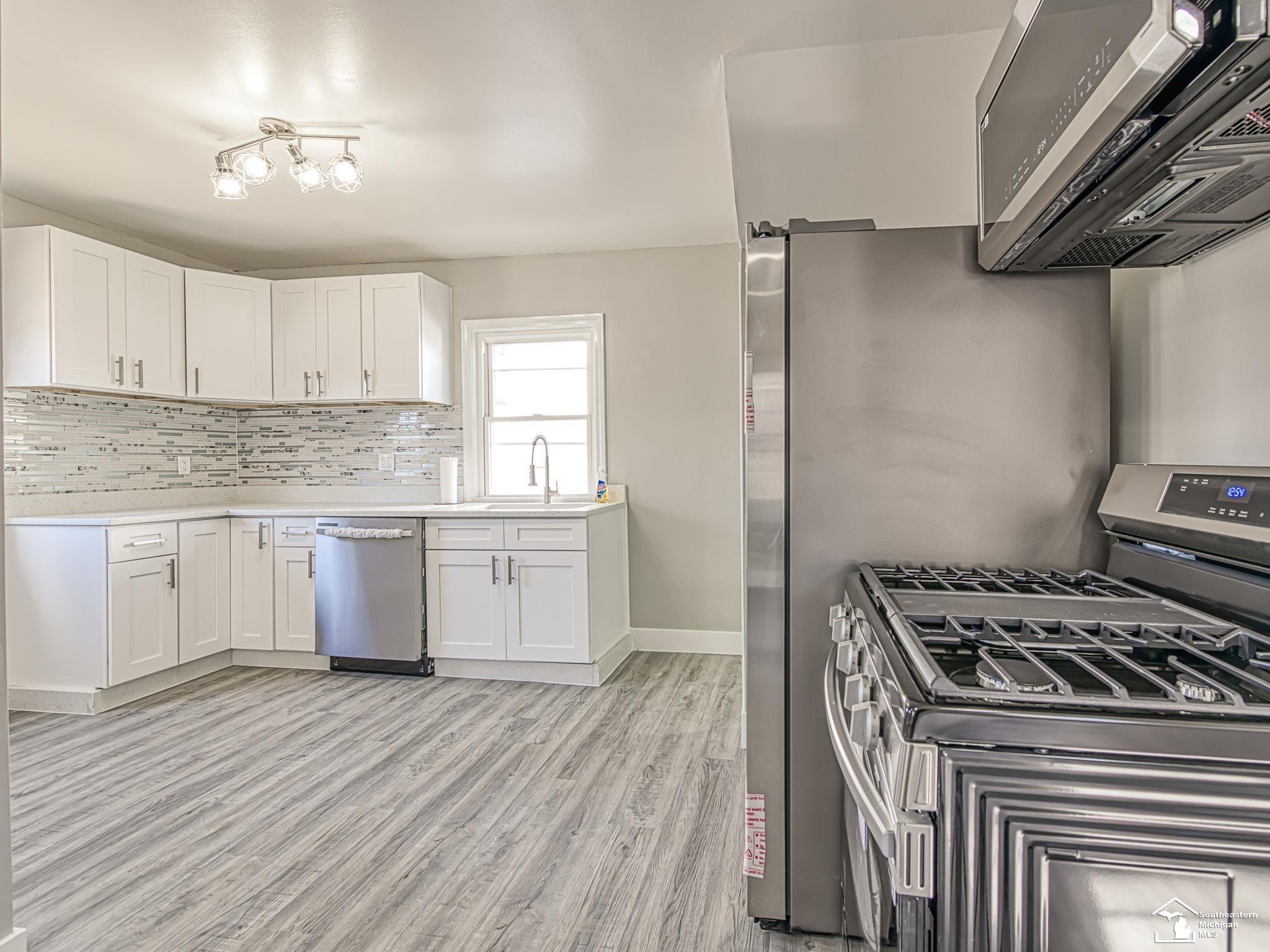465 Riverview Avenue, Monroe, MI 48162 — Photo 10