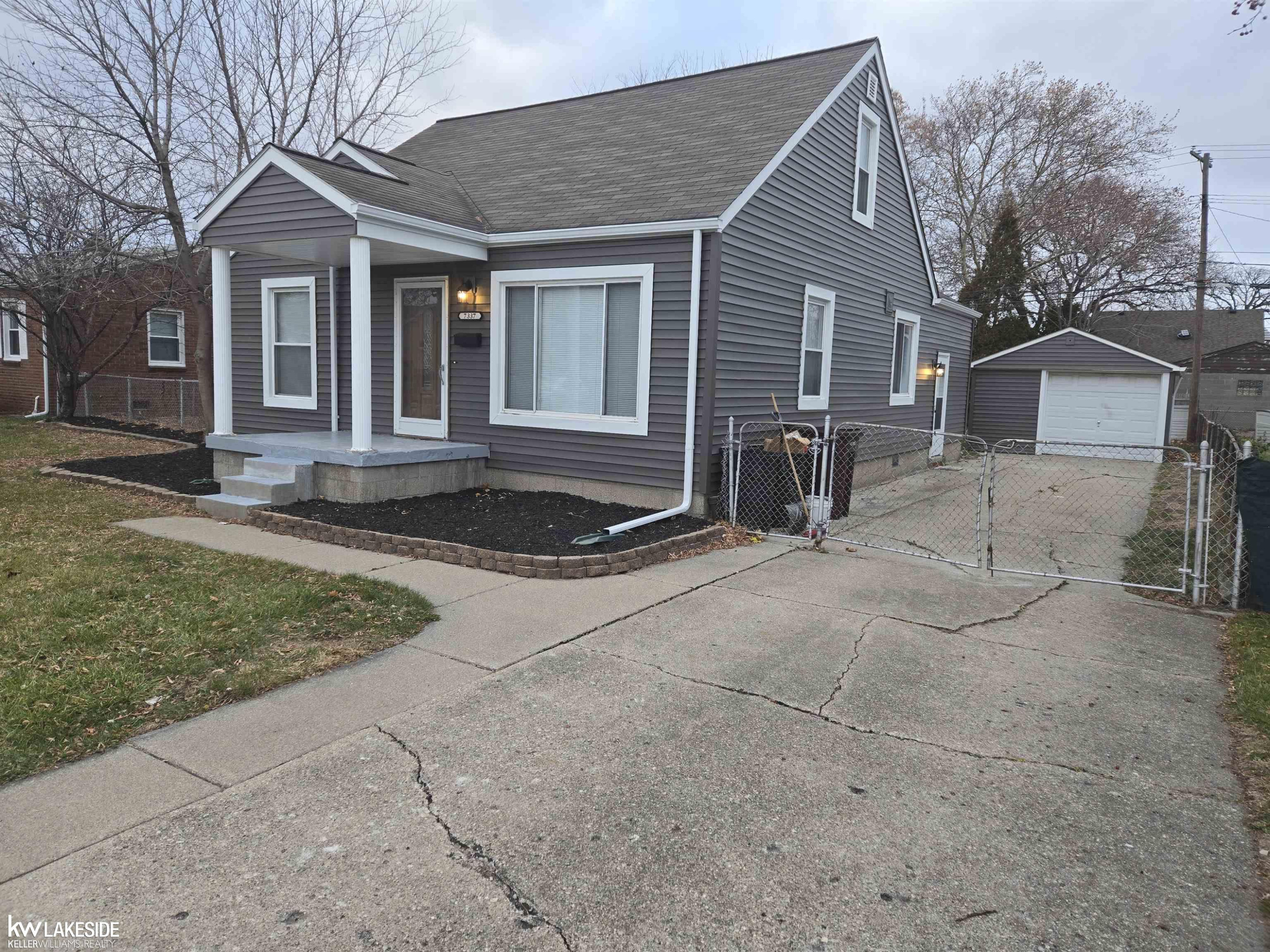 7337 Dale Street, Center Line, MI 48015 — front exterior