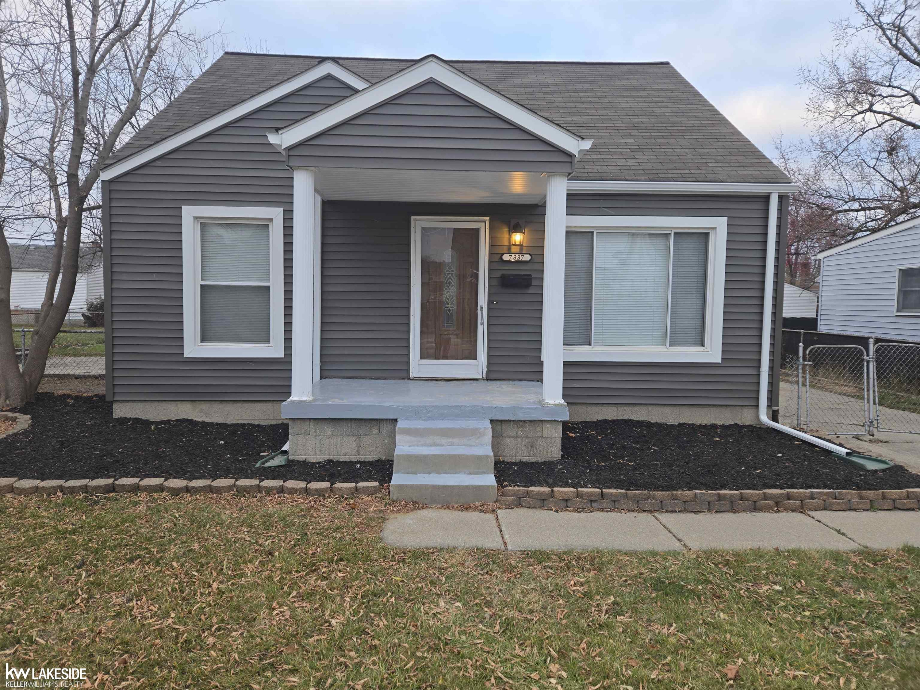 7337 Dale Street, Center Line, MI 48015 — Photo 3