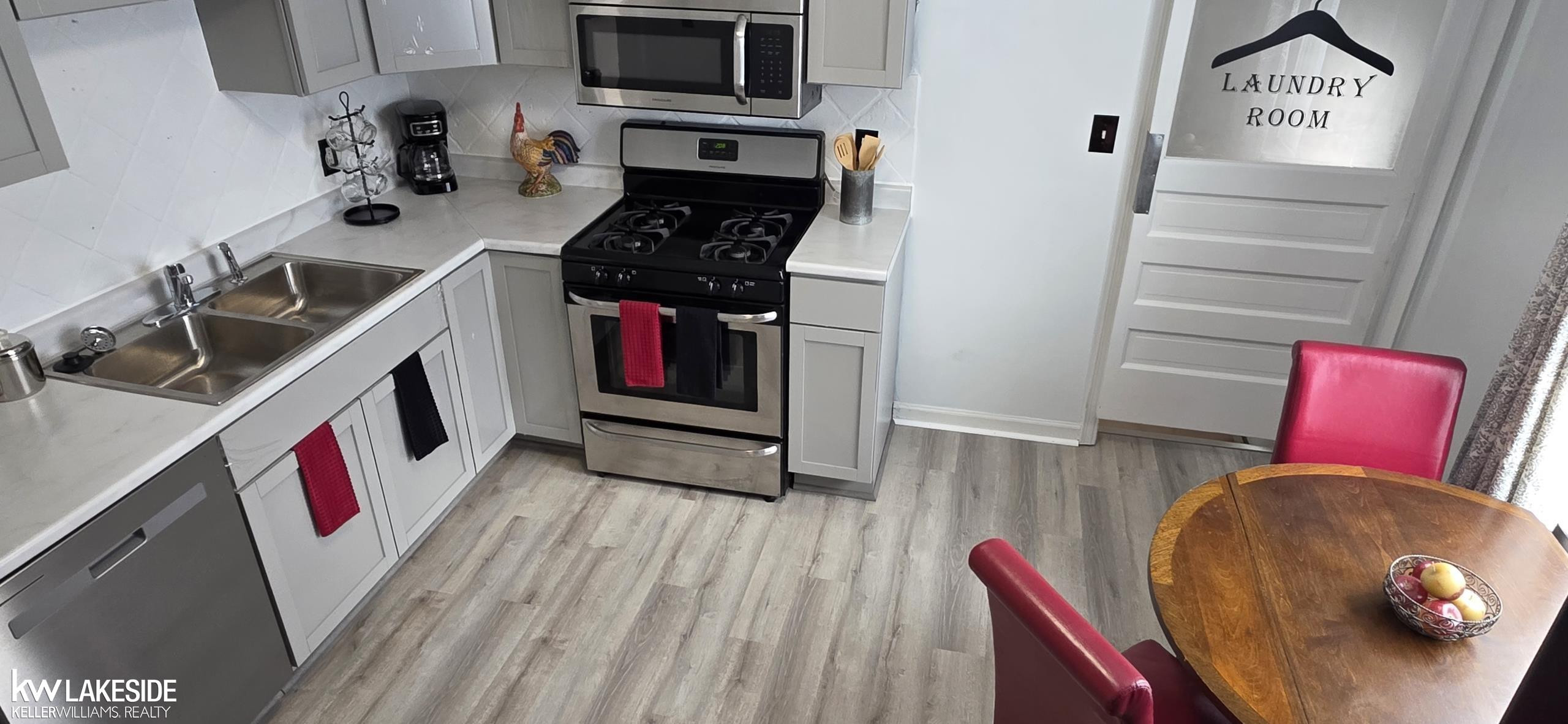 7337 Dale Street, Center Line, MI 48015 — Photo 11