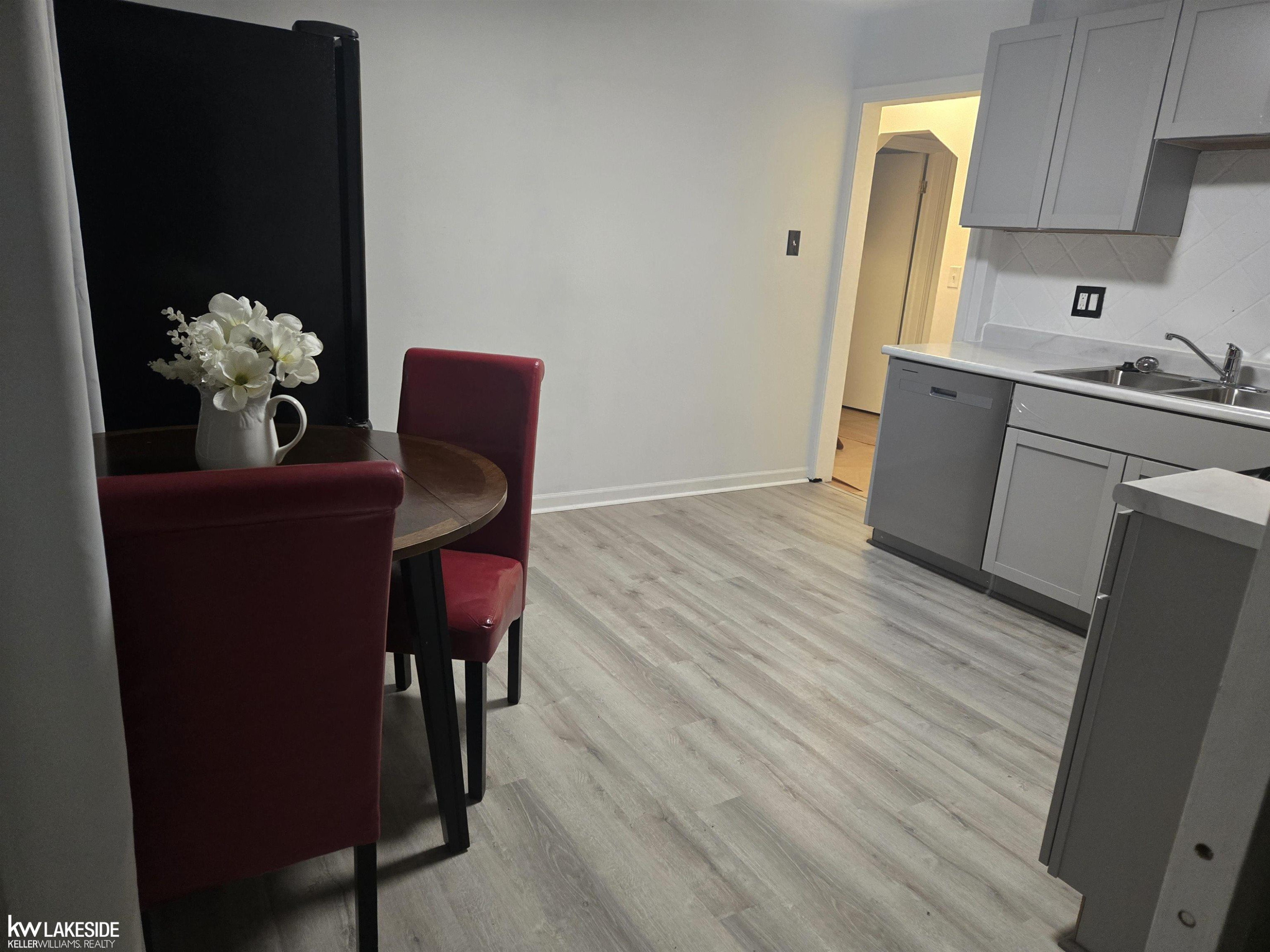 7337 Dale Street, Center Line, MI 48015 — Photo 14