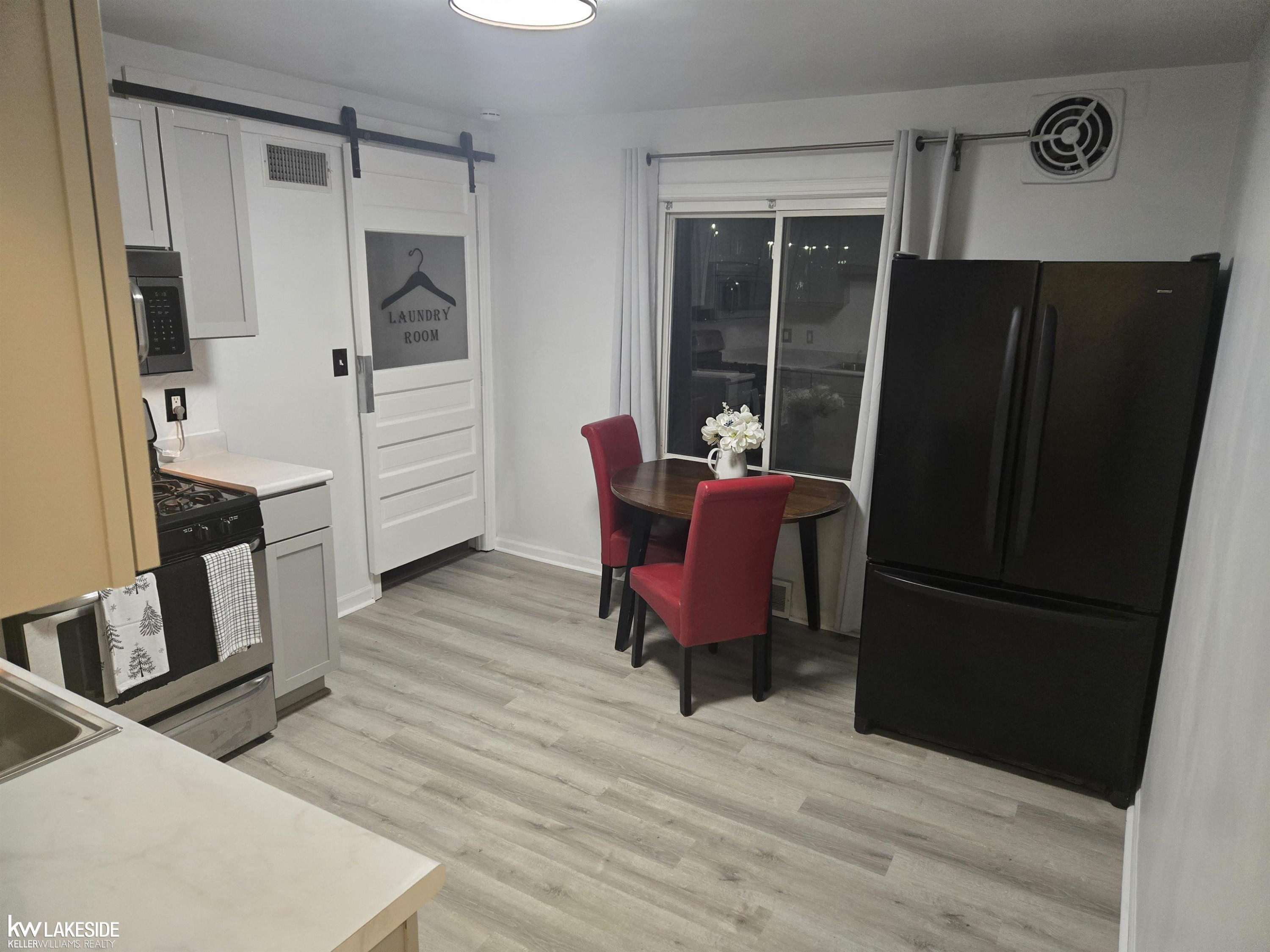 7337 Dale Street, Center Line, MI 48015 — Photo 15