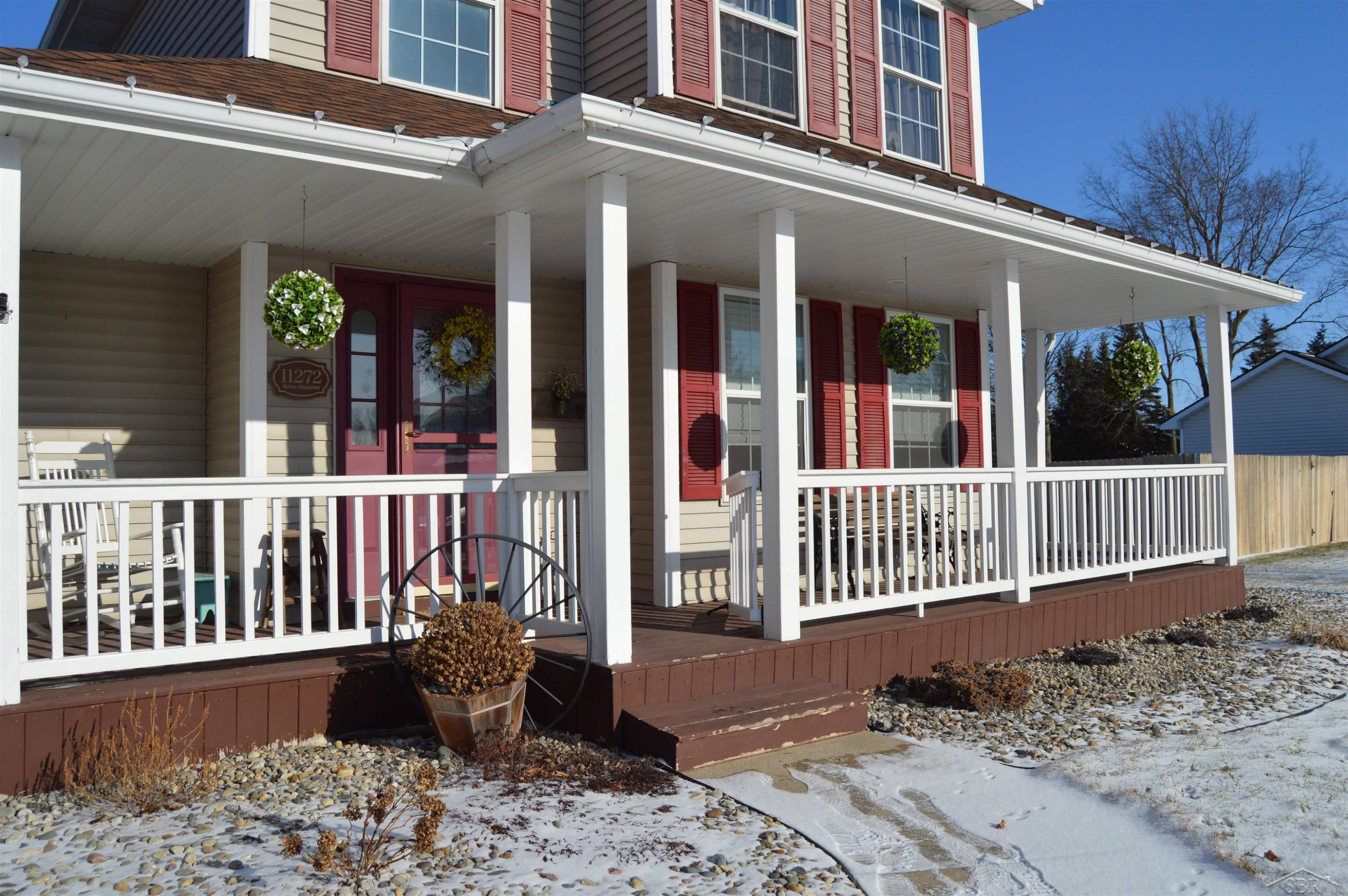11272 Robin Meadows, Freeland, MI 48623 — Photo 2