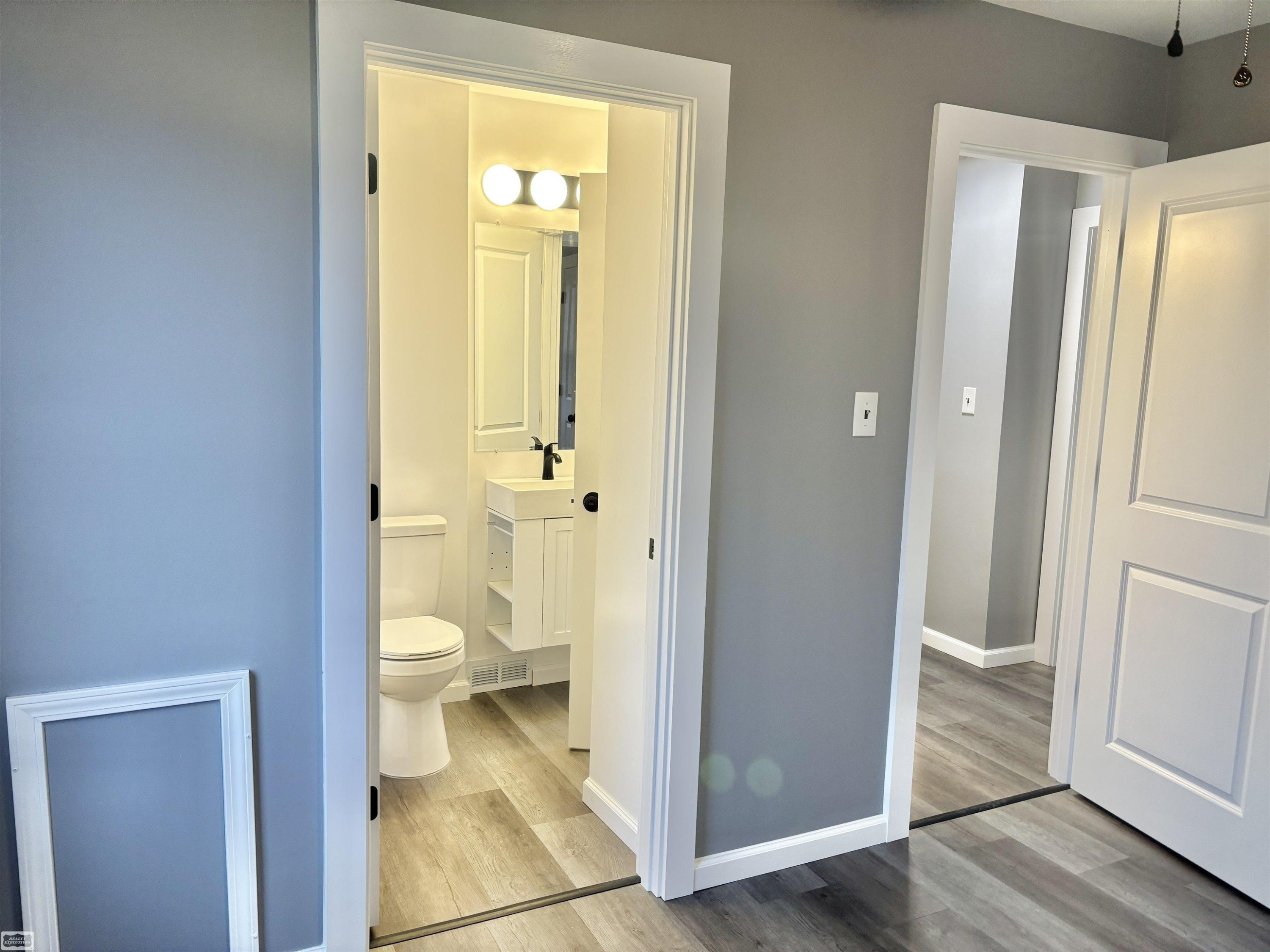 376 W Rowland Avenue, Madison Heights, MI 48071 — Photo 12