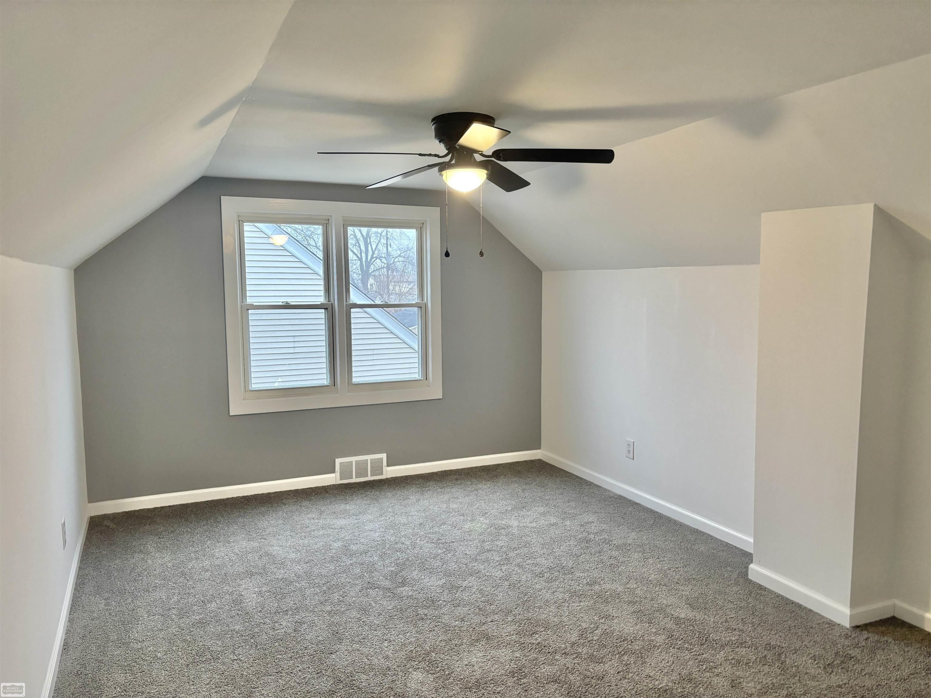 376 W Rowland Avenue, Madison Heights, MI 48071 — Photo 22