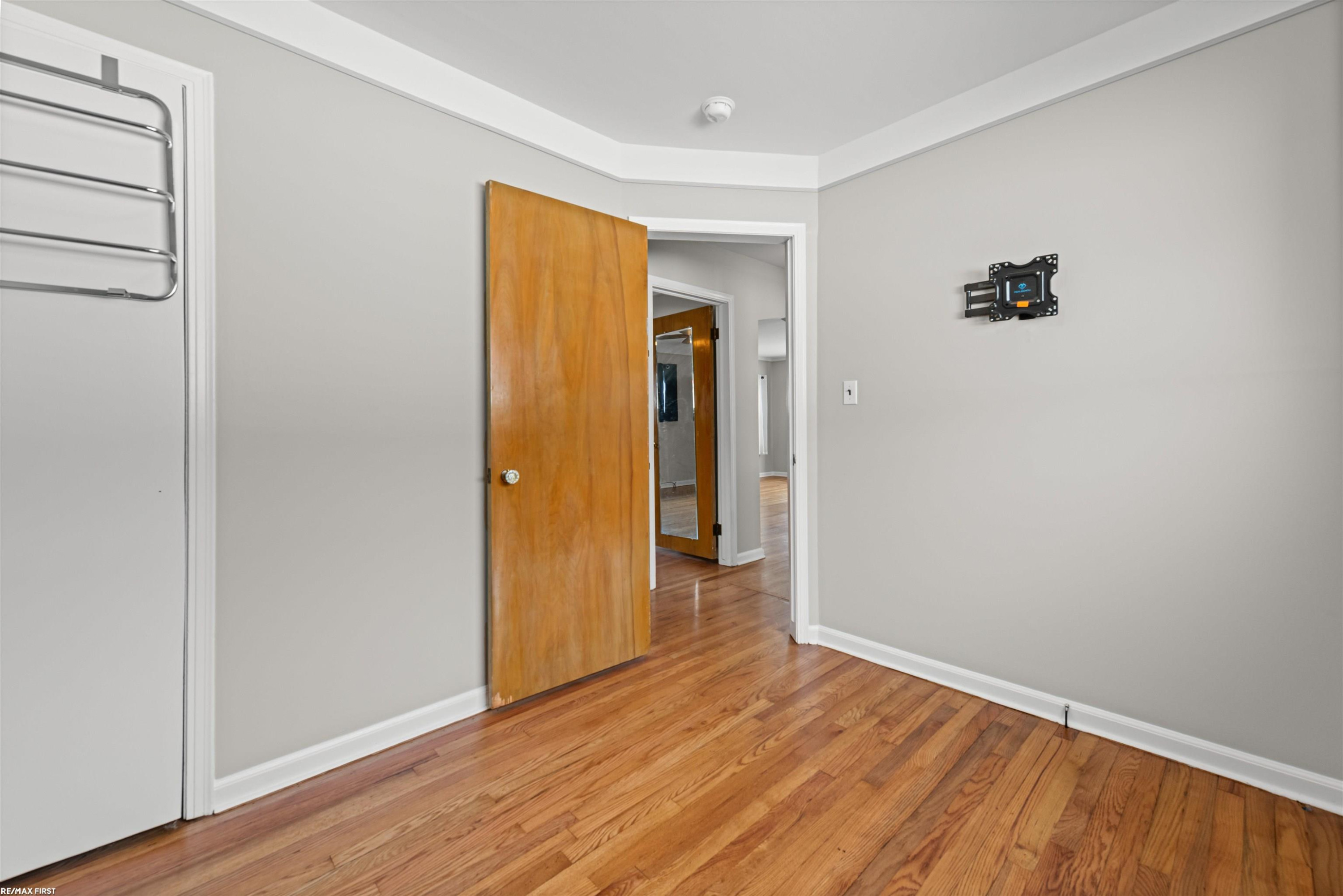 25208 Comfort Street, Center Line, MI 48015 — Photo 11