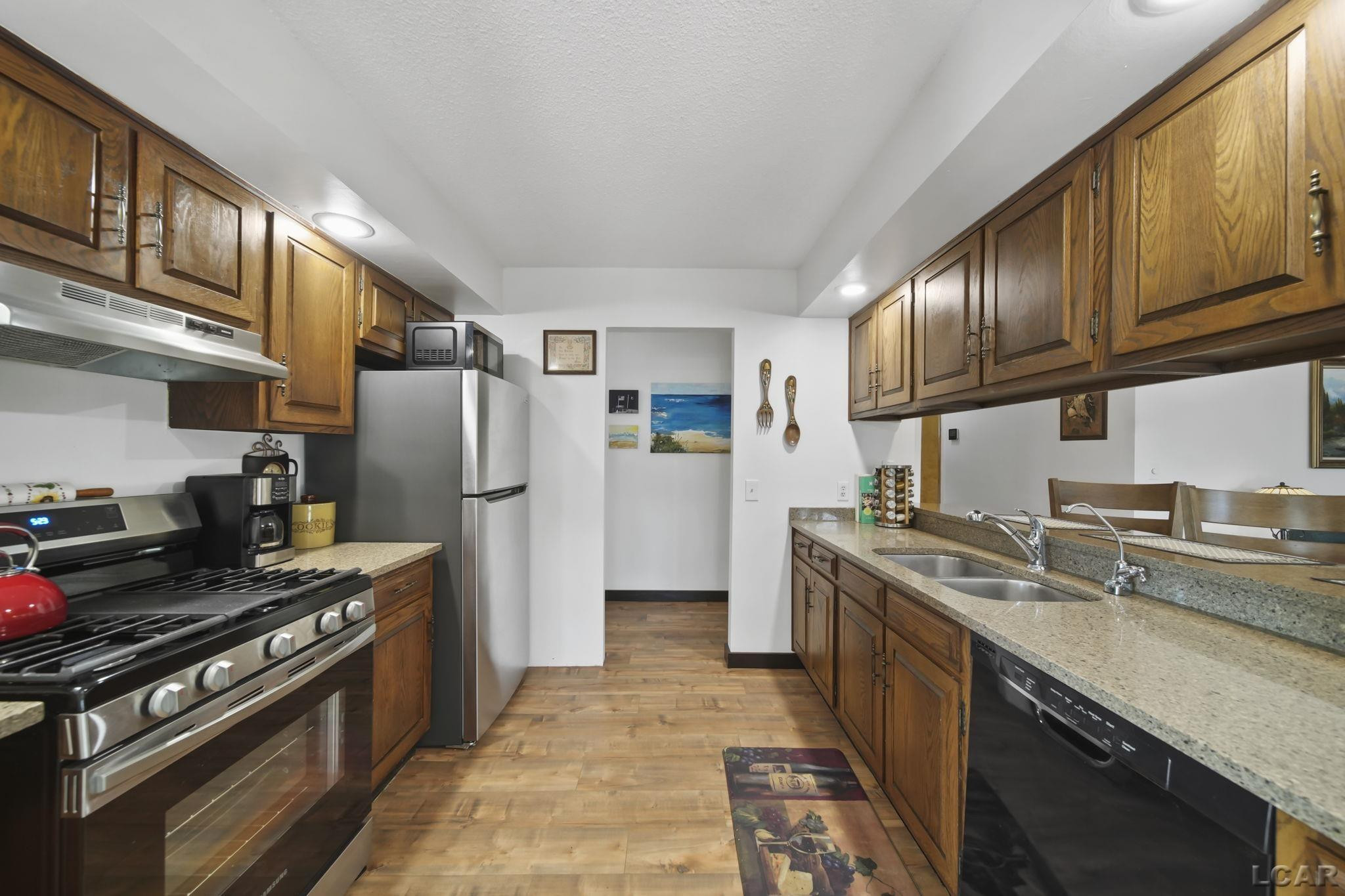 792 Meadowbrook Drive, Hudson, MI 49247 — Photo 11