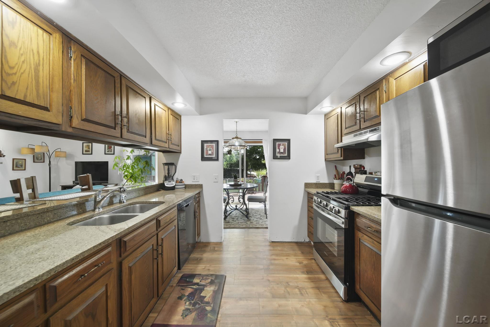 792 Meadowbrook Drive, Hudson, MI 49247 — Photo 12
