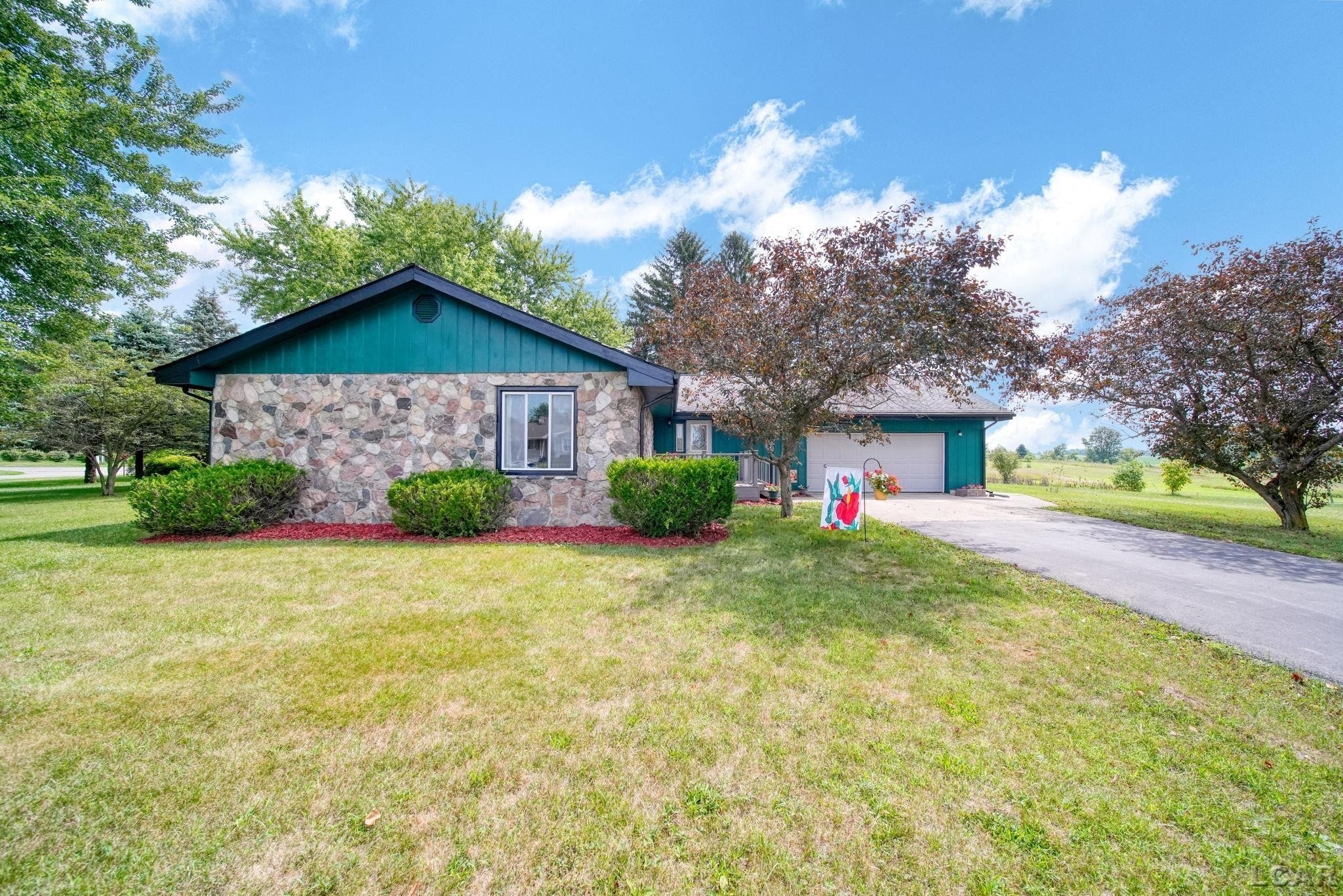 792 Meadowbrook Drive, Hudson, MI 49247 — Photo 59