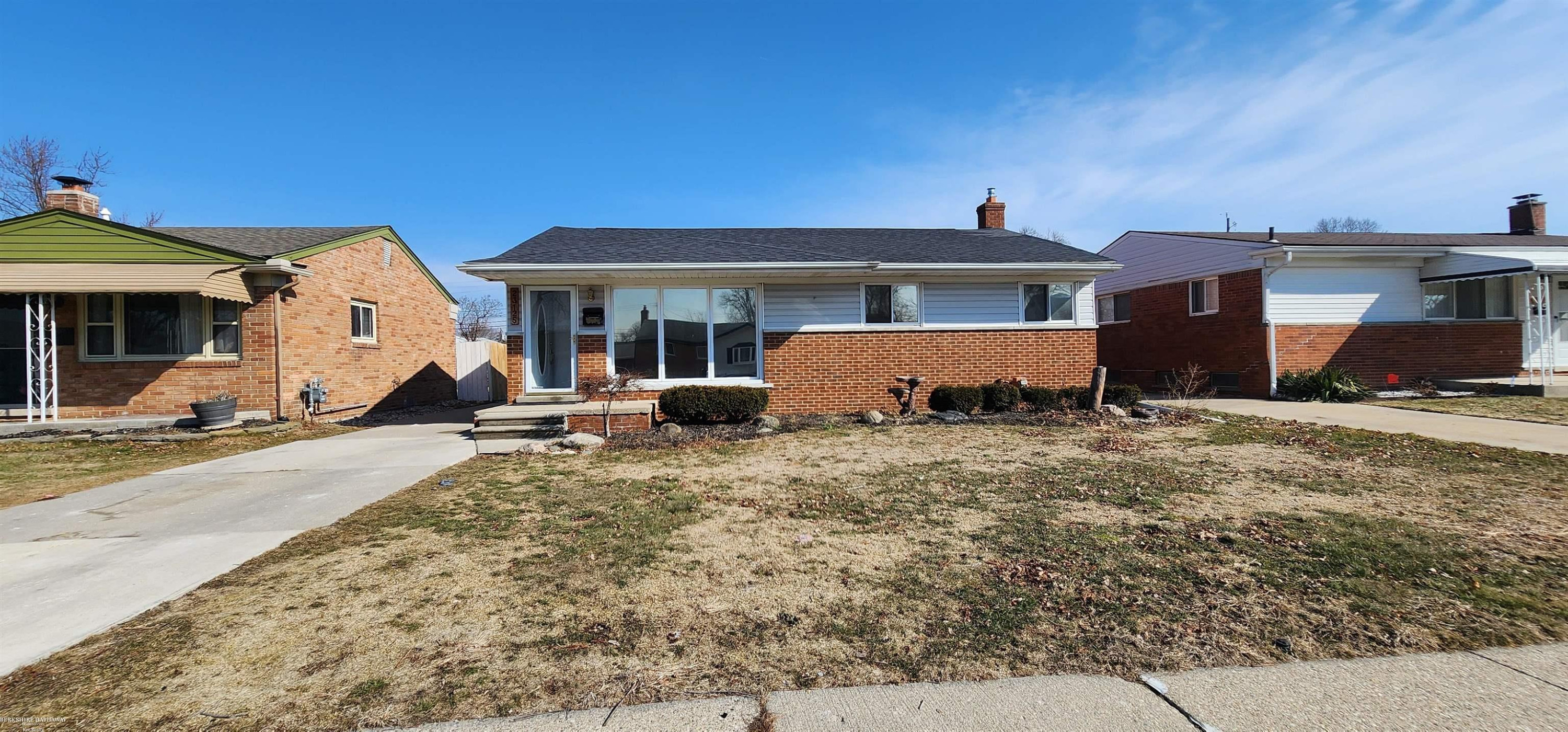 23125 Socia Street, Saint Clair Shores, MI 48082 — front exterior