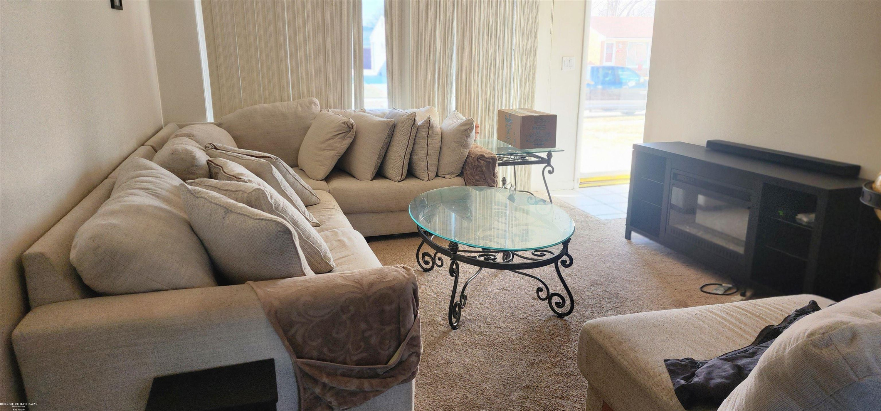 23125 Socia Street, Saint Clair Shores, MI 48082 — Photo 8