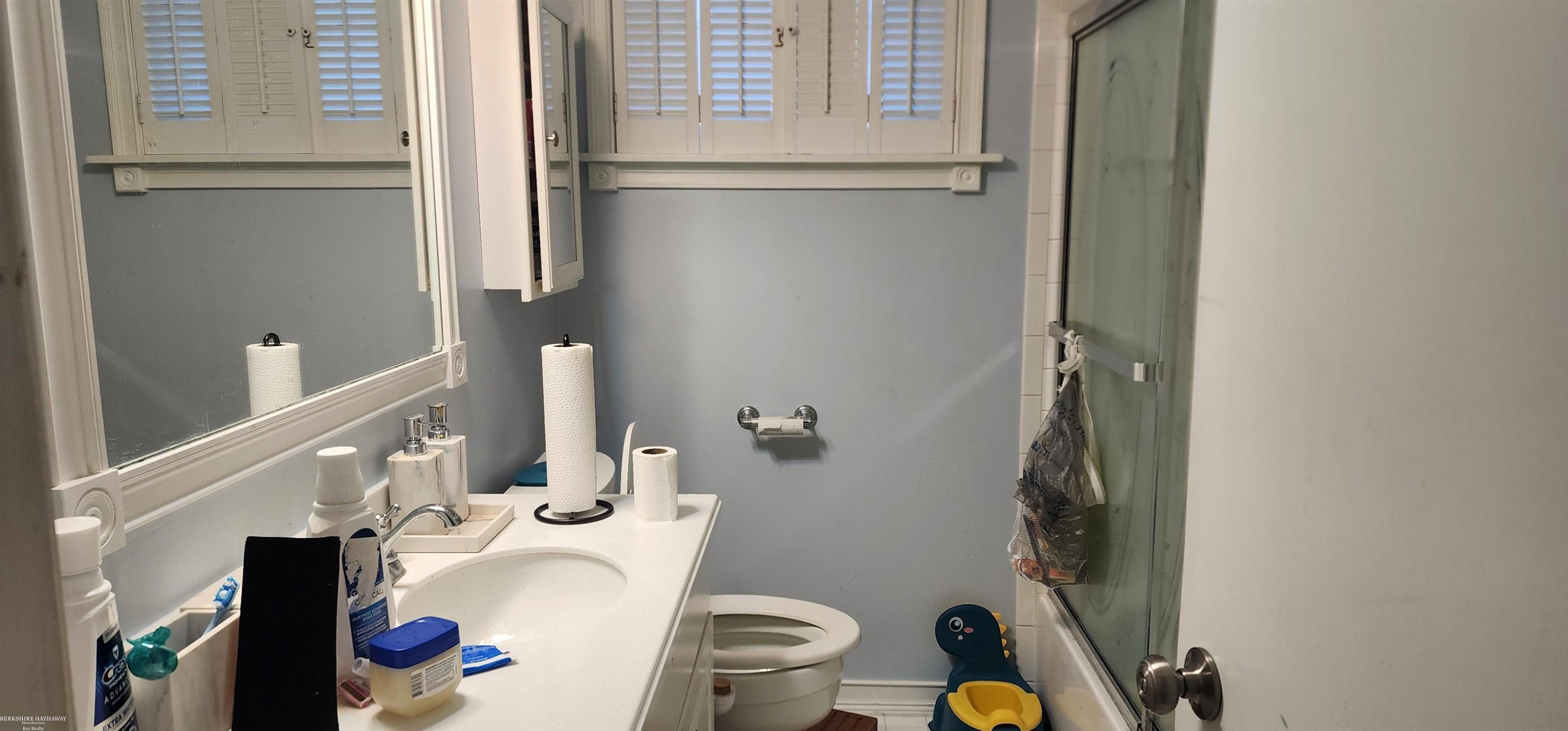 23125 Socia Street, Saint Clair Shores, MI 48082 — Photo 12