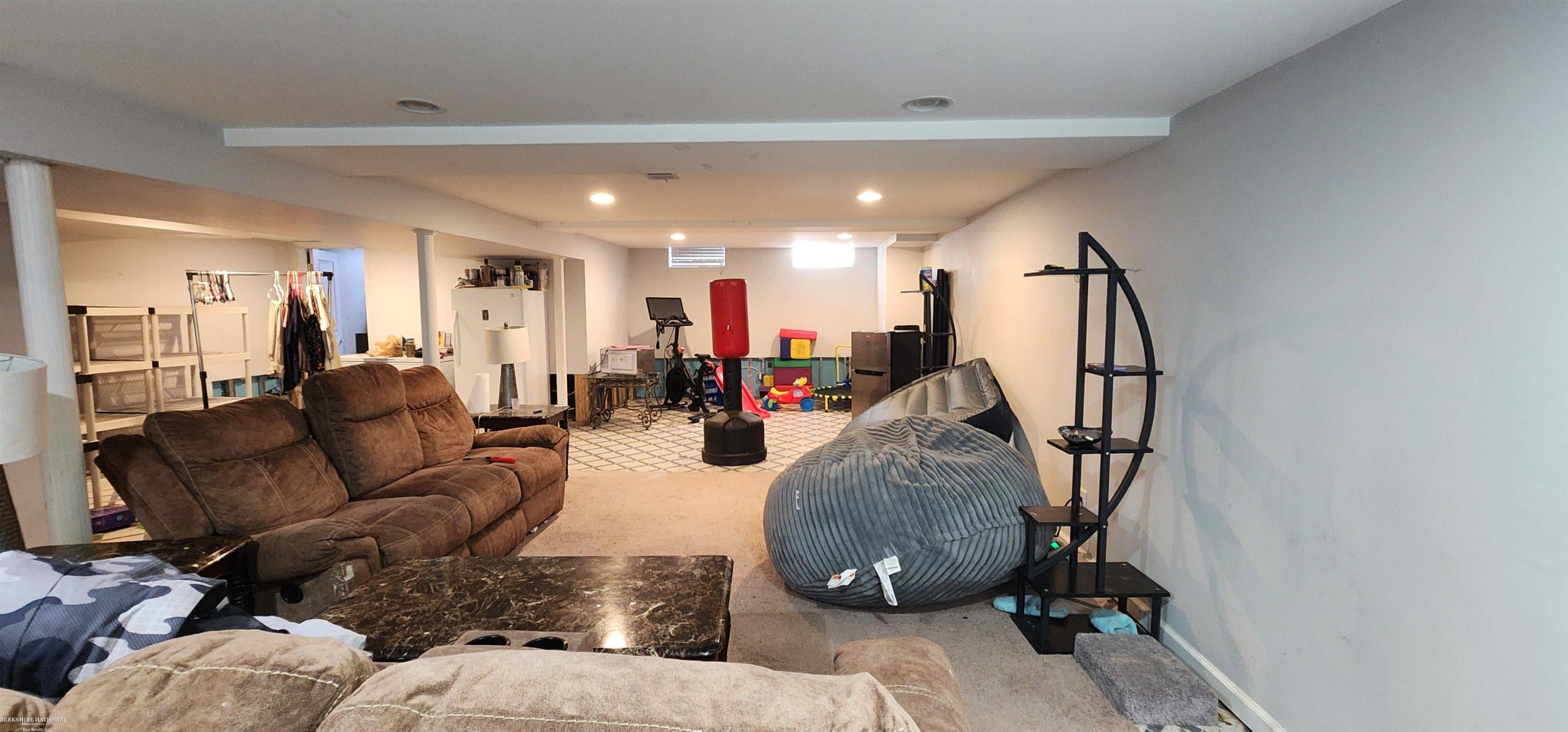 23125 Socia Street, Saint Clair Shores, MI 48082 — Photo 17