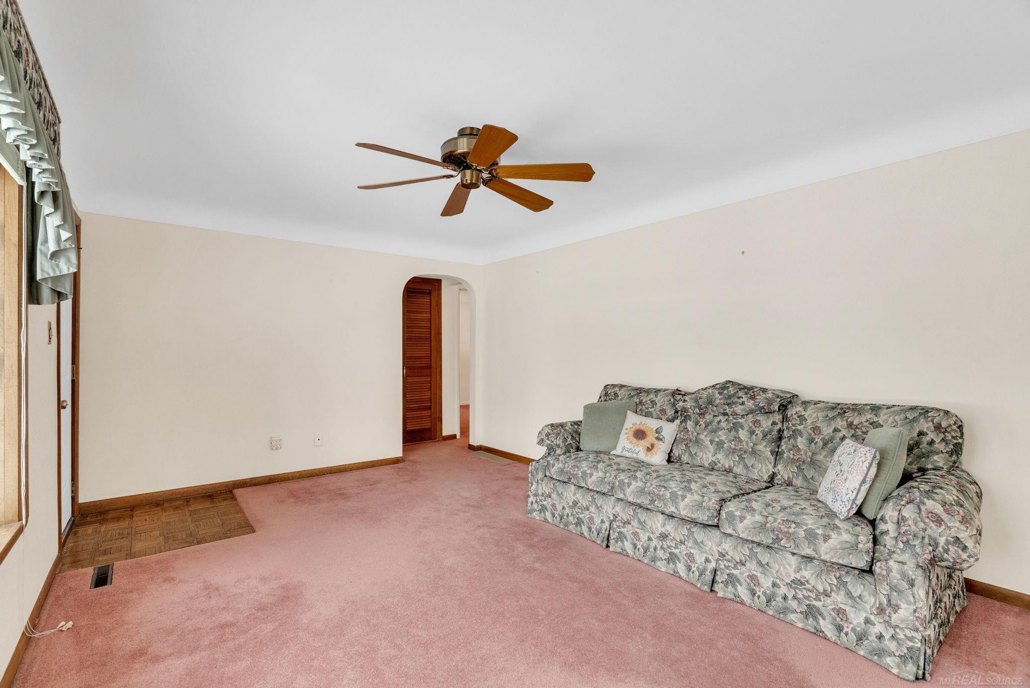 39 S Flower Street, Croswell, MI 48422 — Photo 7
