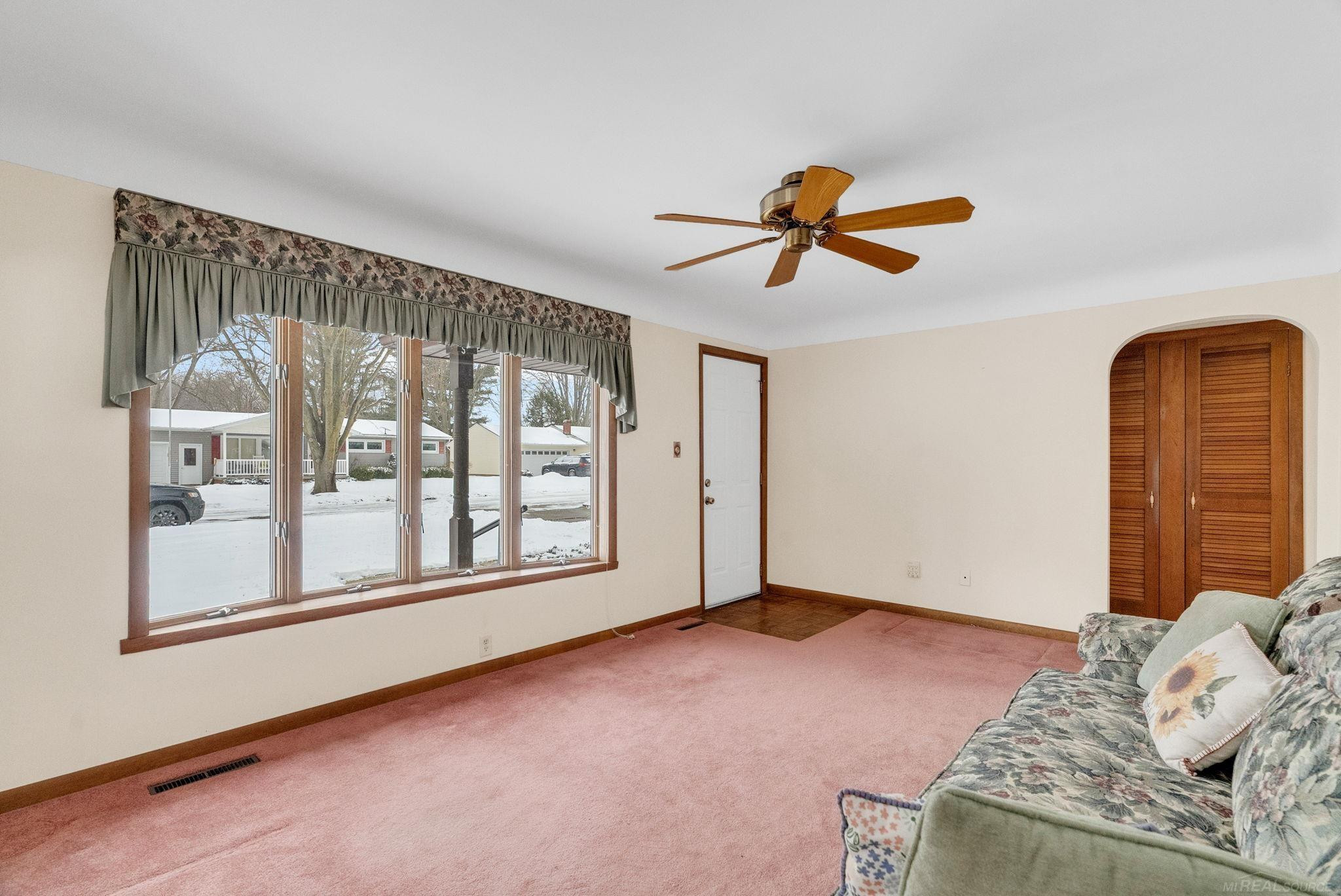 39 S Flower Street, Croswell, MI 48422 — Photo 10