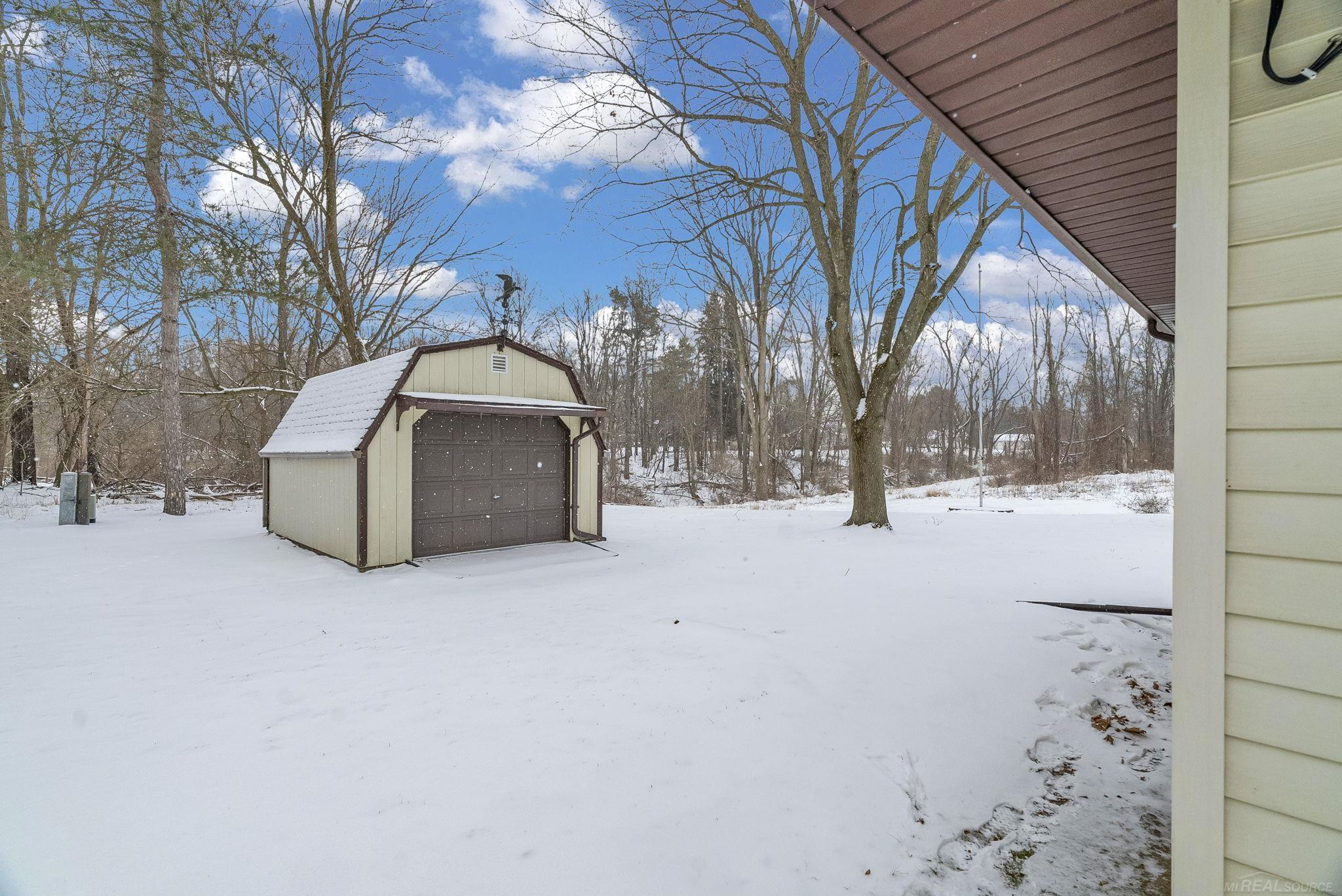 39 S Flower Street, Croswell, MI 48422 — Photo 27