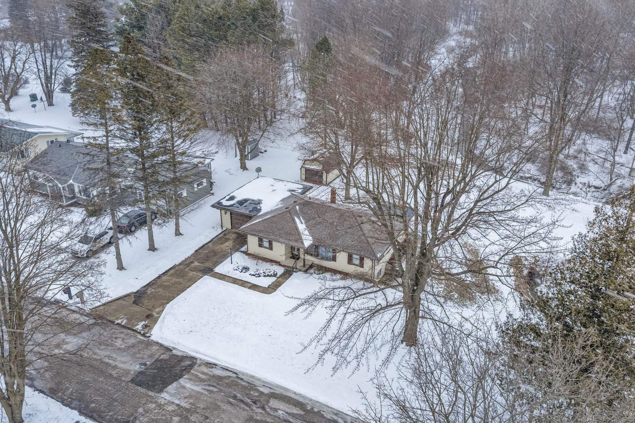 39 S Flower Street, Croswell, MI 48422 — Photo 38